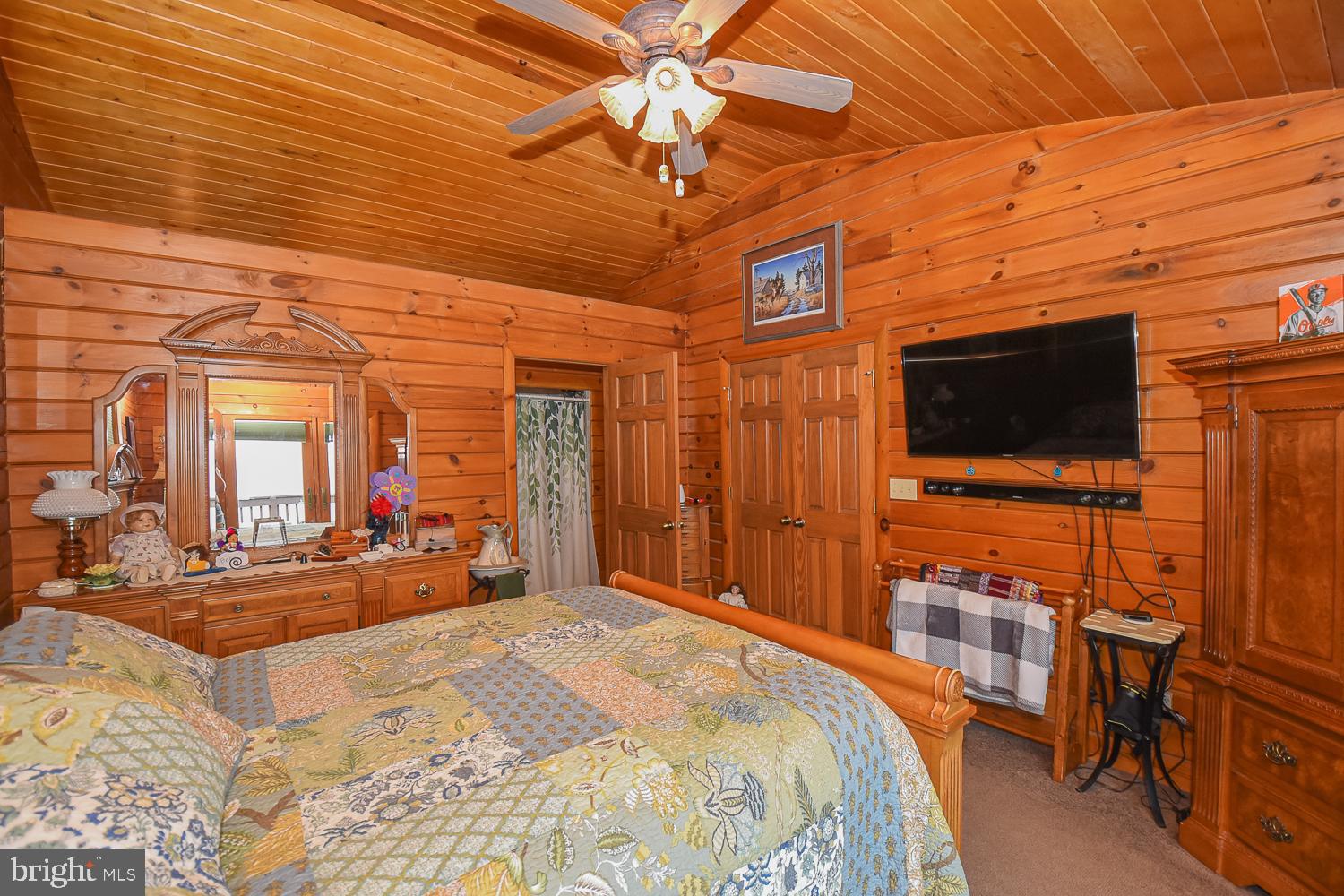 THE PINNACLE - Residential