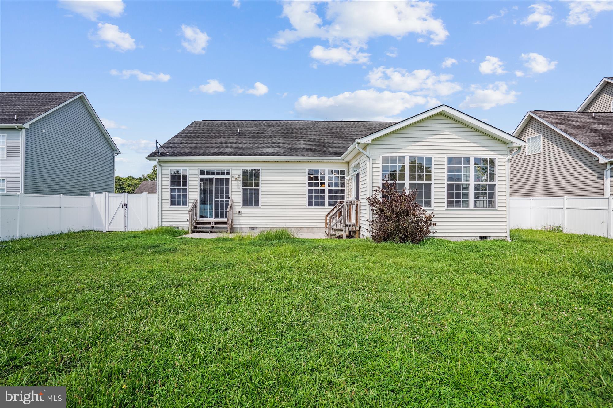 1109 TRICE MEADOWS CIRCLE