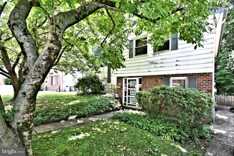 Homes For Sale - 8906 Alicia Street<br/> PHILADELPHIA, PA 19115