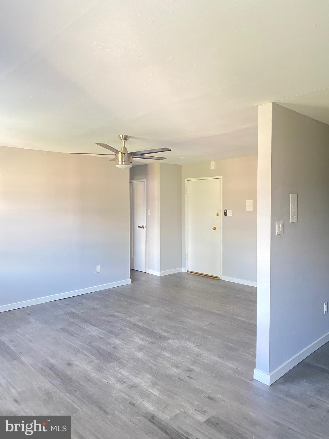 262 E CLIVEDEN STREET 10