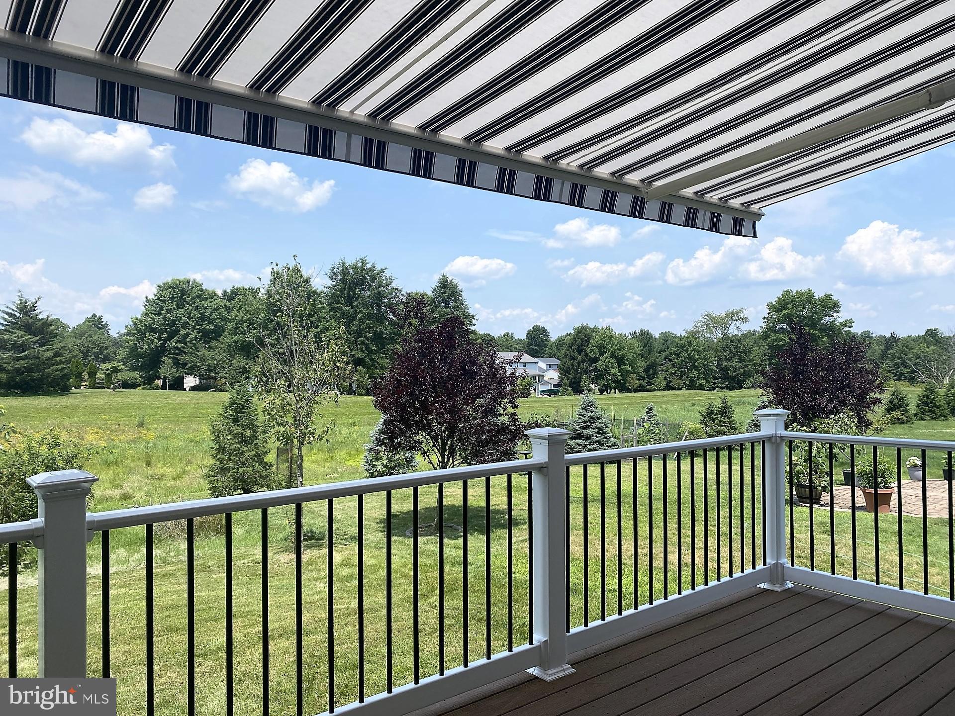 MONTGOMERY VIEW - Residential