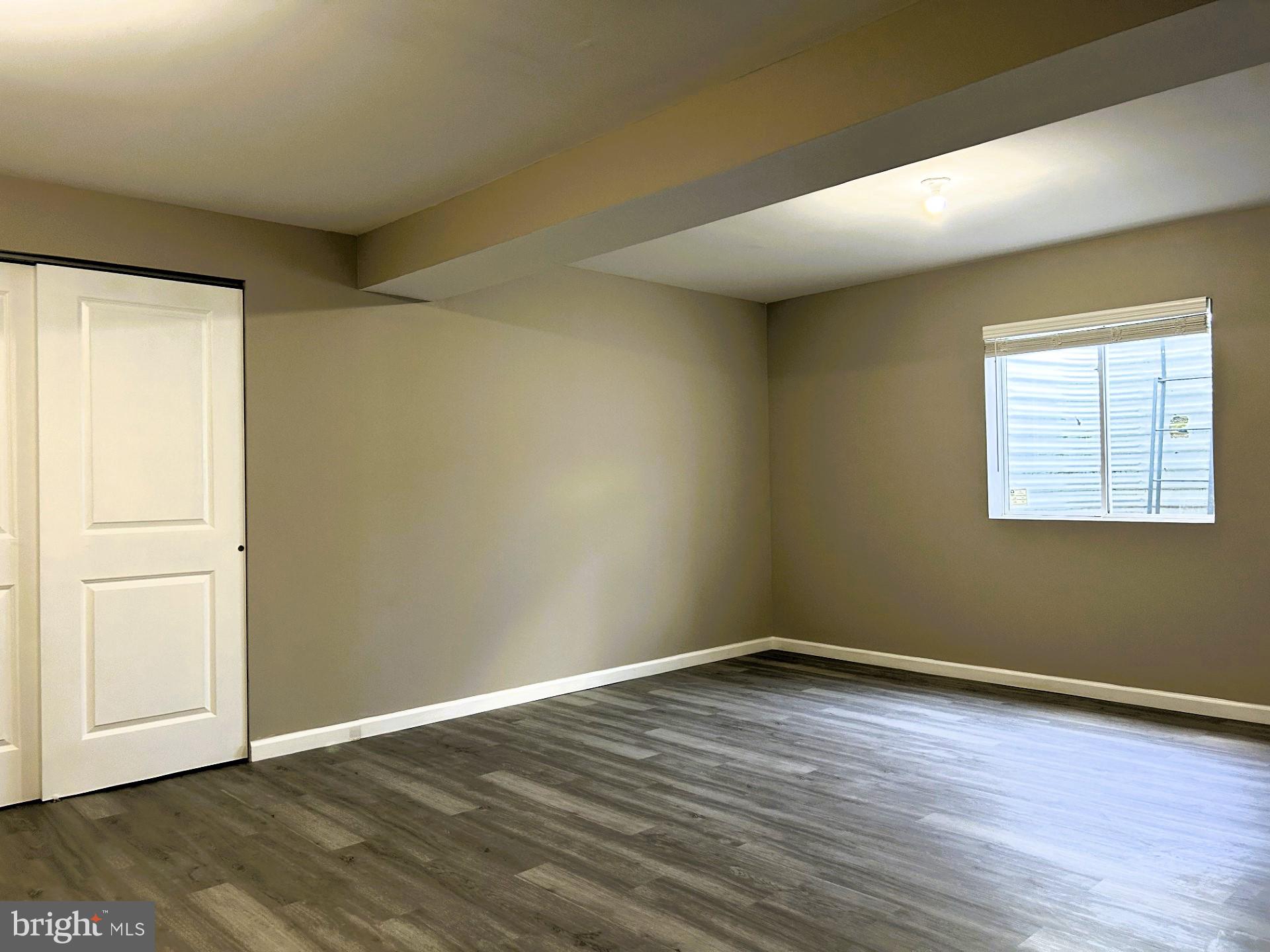 MONTGOMERY VIEW - Residential