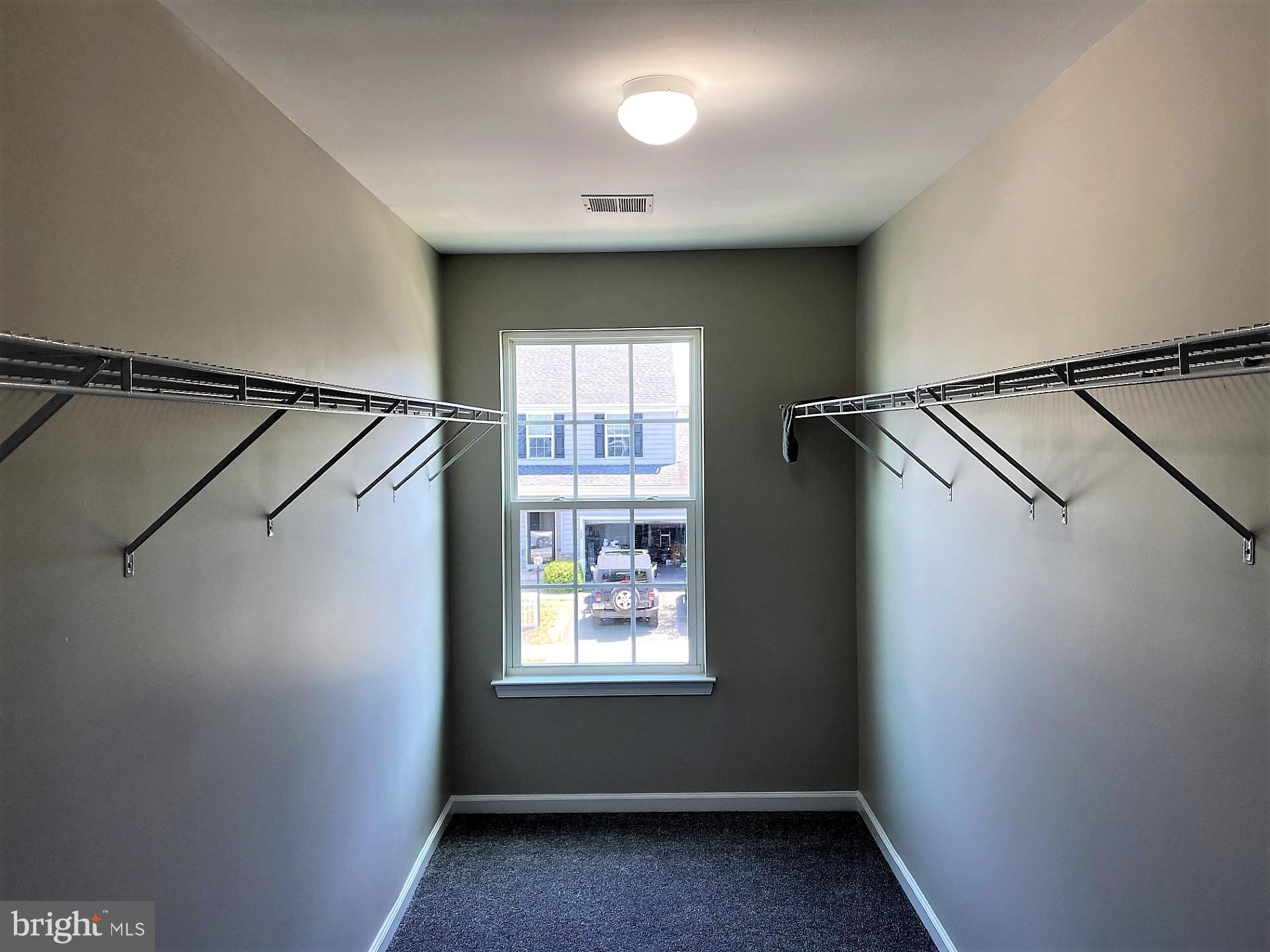 MONTGOMERY VIEW - Residential