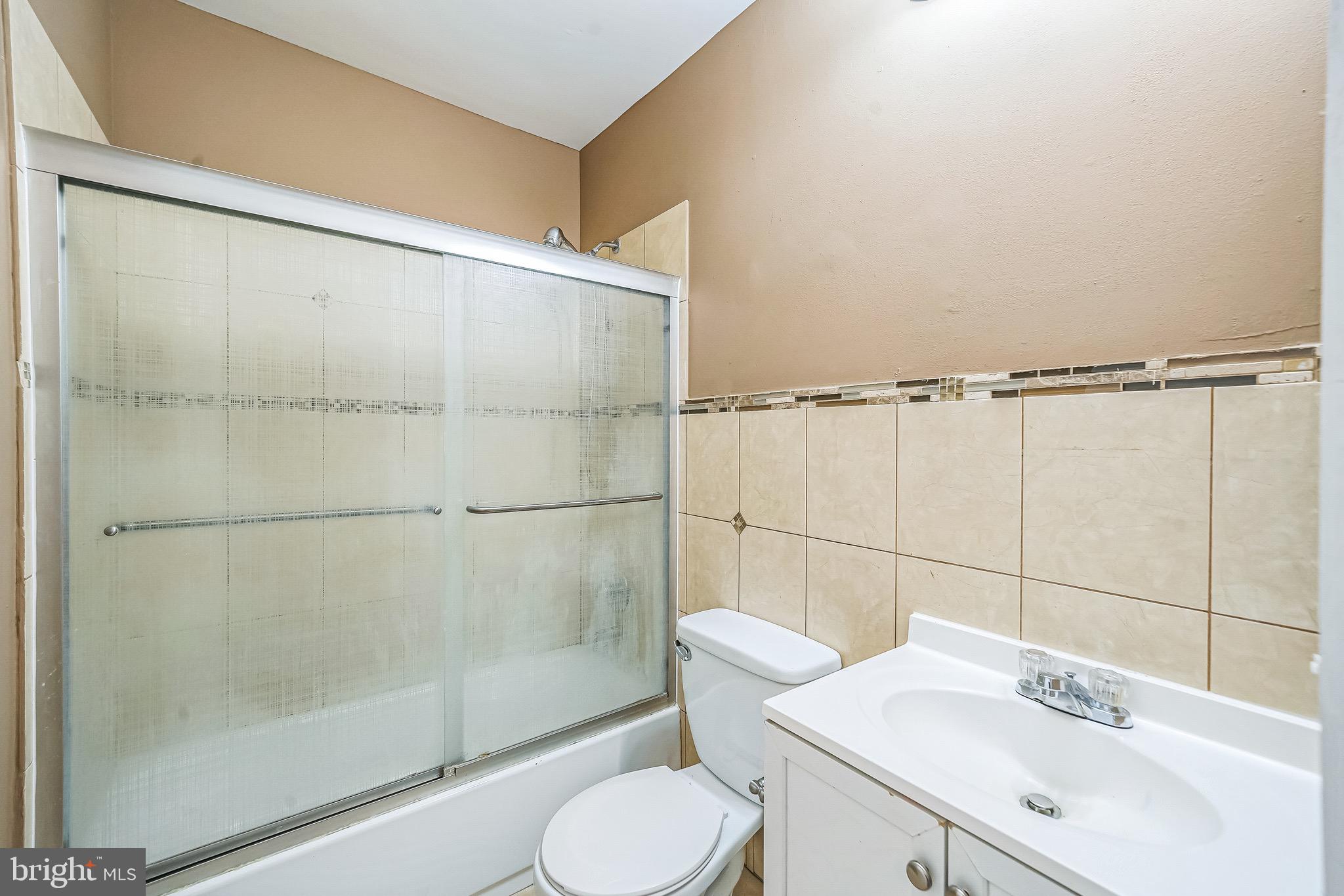 MANTUA - Residential