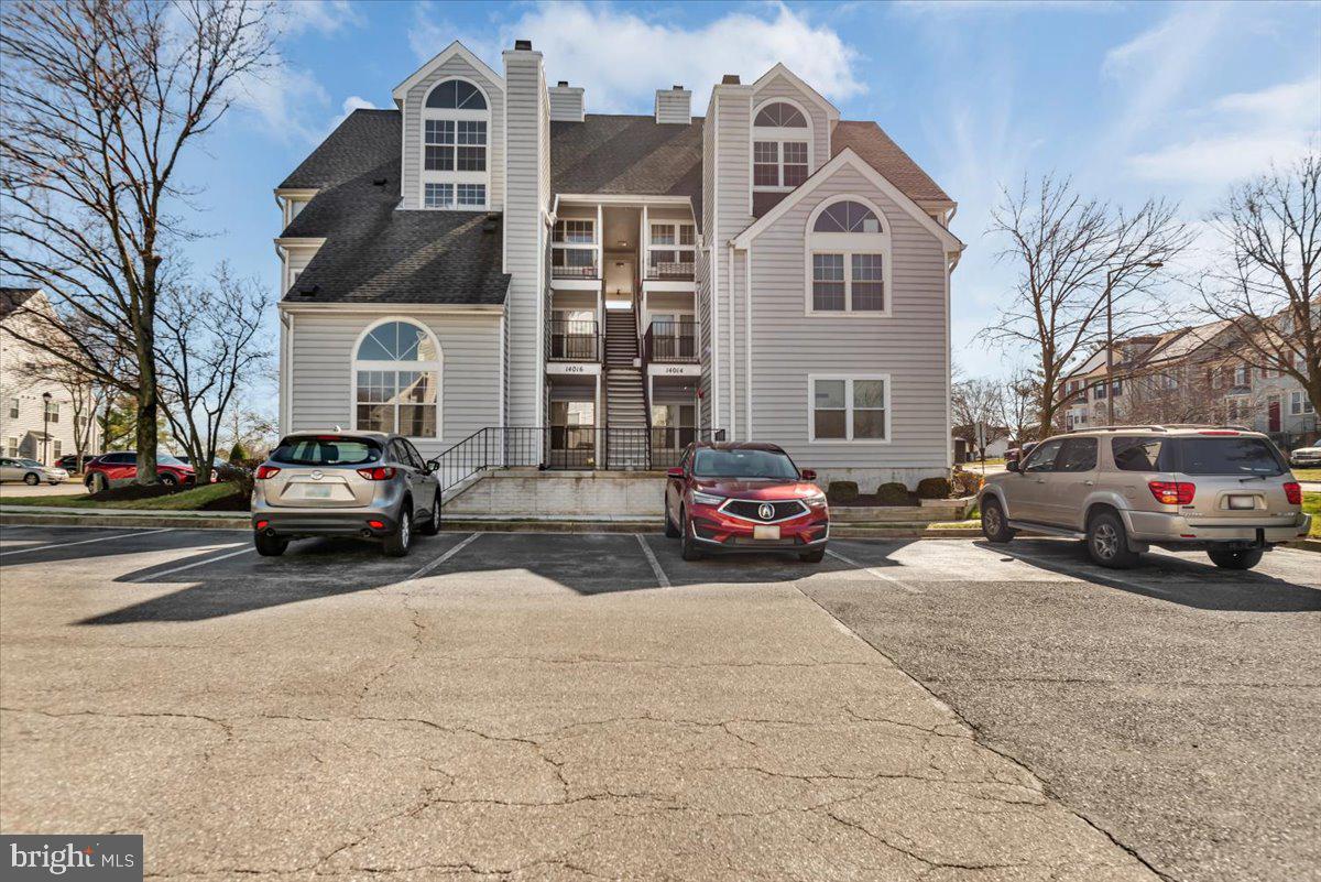 THE VISTAS - Residential Lease