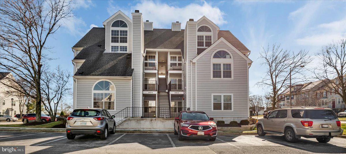 THE VISTAS - Residential Lease