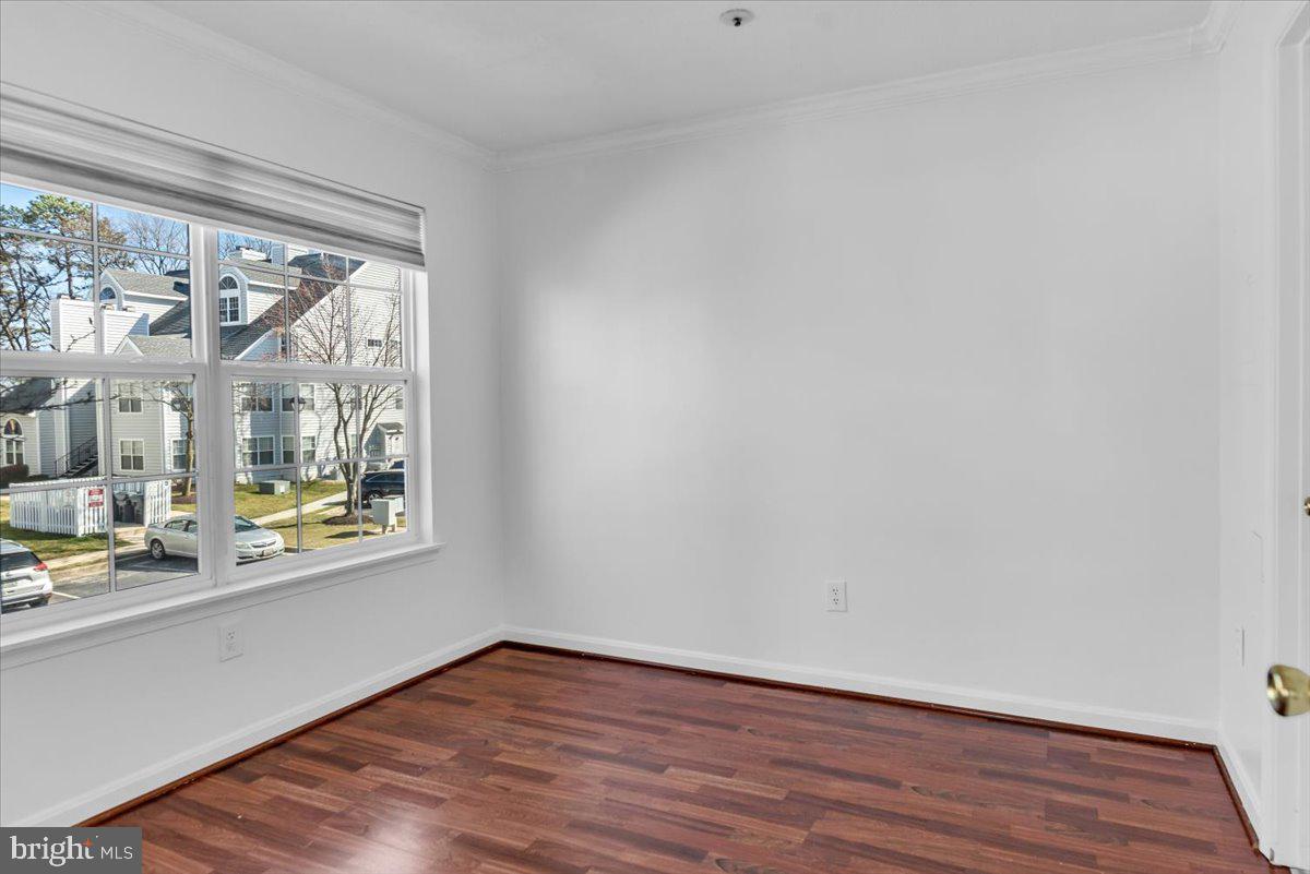 THE VISTAS - Residential Lease