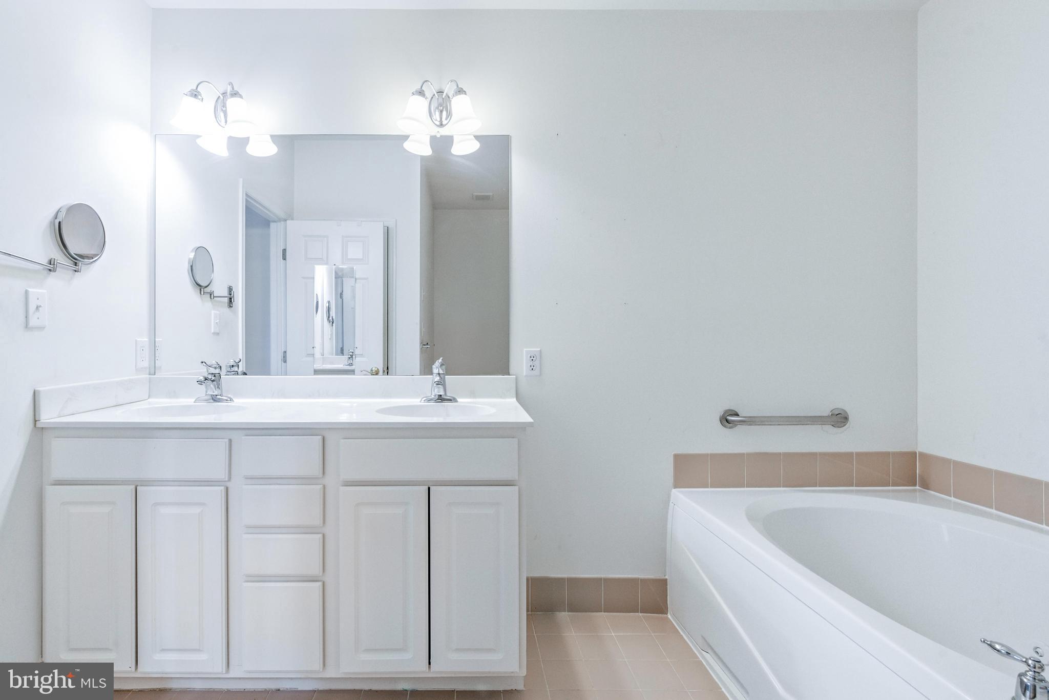 JEFFERSON CROSSING - Residential