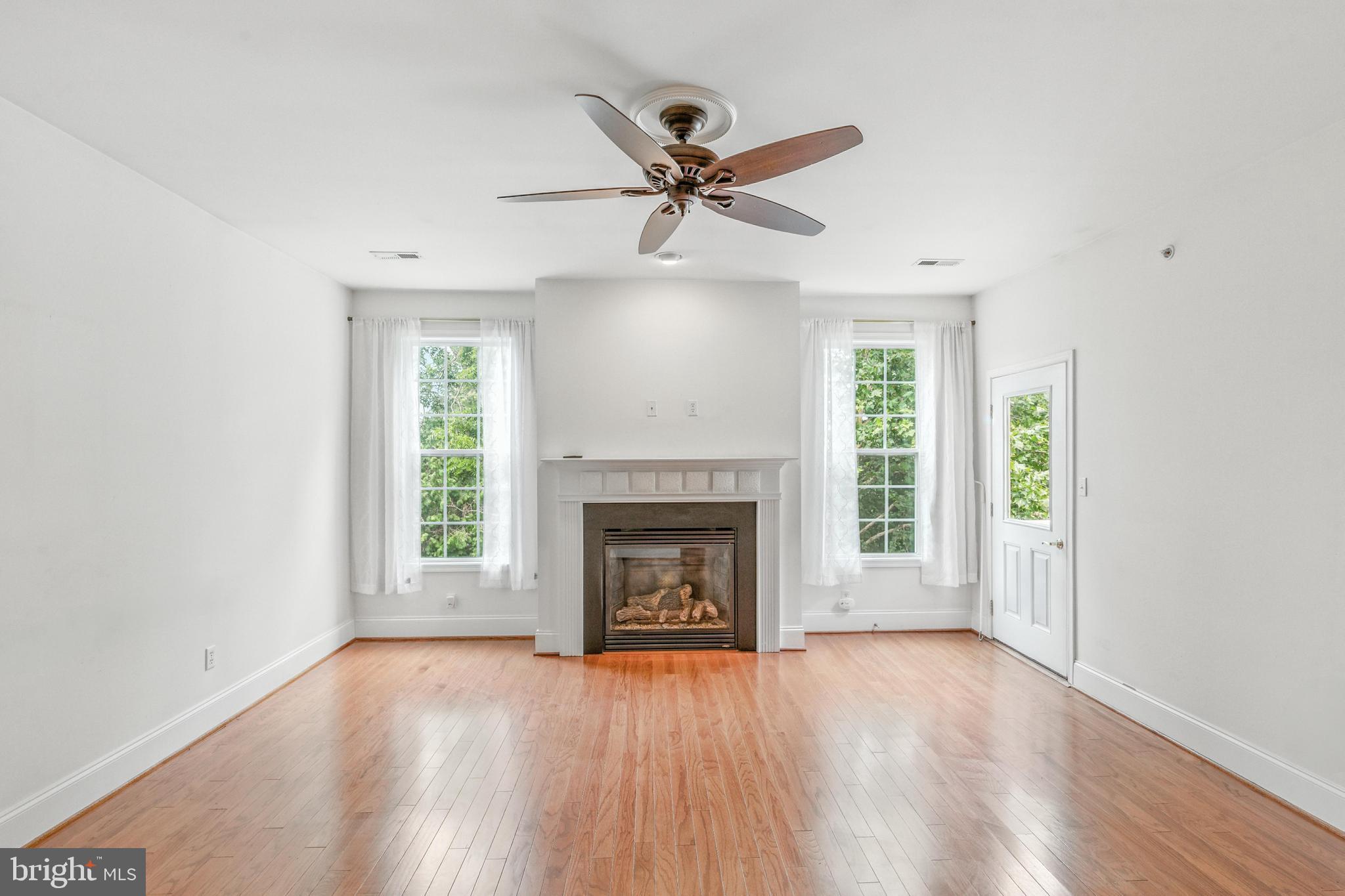 JEFFERSON CROSSING - Residential