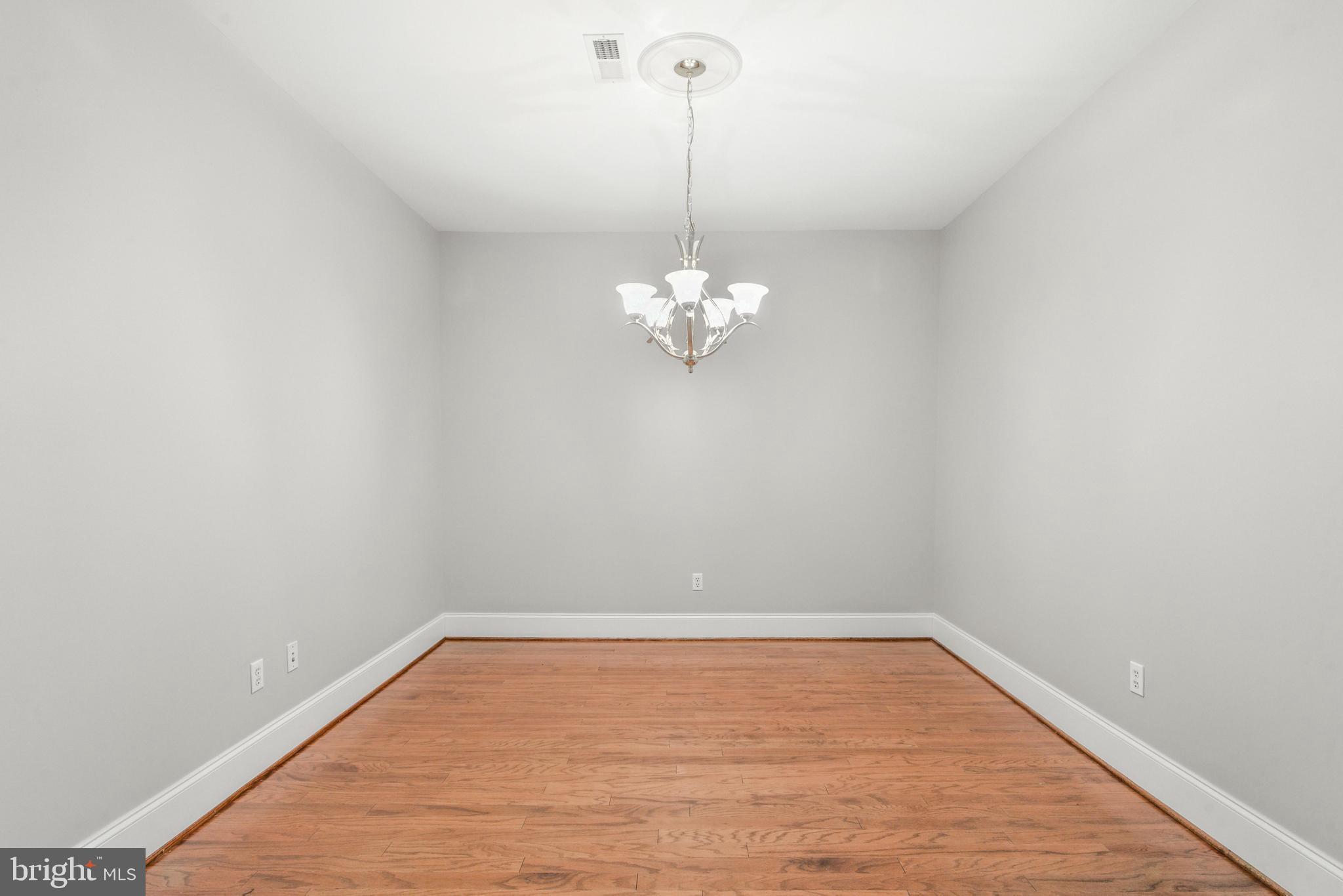 JEFFERSON CROSSING - Residential