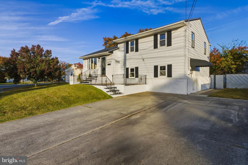 Photo of 688 Dettmar Terrace, RUNNEMEDE, NJ 08078 (MLS # NJCD2104702)