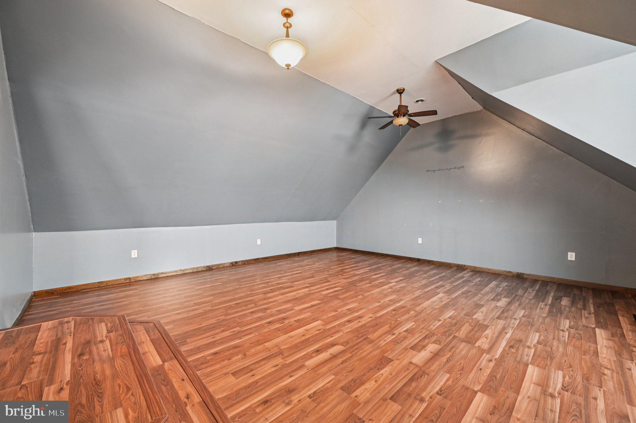 HOLLY RIDGE - Residential