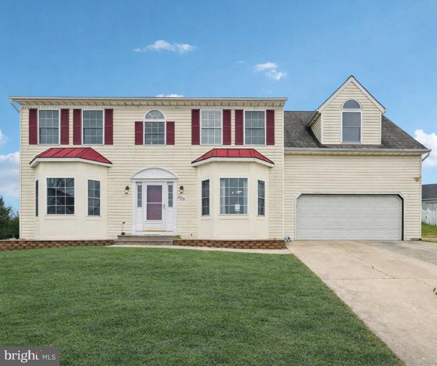 Welcome to this spacious 3-bedroom, 3.5-bath home offering flexible living spaces and great potential. The main level features an open layout with a large living room, a separate dining room, and an eat-in kitchen with ample cabinet space, a center island, and sliding doors leading to the backyard. Multiple living areas provide room to spread out, work from home, or create a playroom or hobby space. Upstairs, you’ll find three bedrooms, including a comfortable primary suite with an added large bonus room and ensuite. In addition to the secondary bedrooms, you'll find a hall bathroom and laundry room upstairs. Outside, the property offers a generous yard and an impressive attached garage/workshop with multiple bays—ideal for car enthusiasts, contractors, storage, or creative projects. You can even extend the living space into the garage by using the garage screen door. The basement is waiting for your finishing touches and offers a walkout staircase to the backyard. Conveniently located near local schools, shopping, and commuter routes, you don't want to miss this home at the end of a private cul-de-sac.