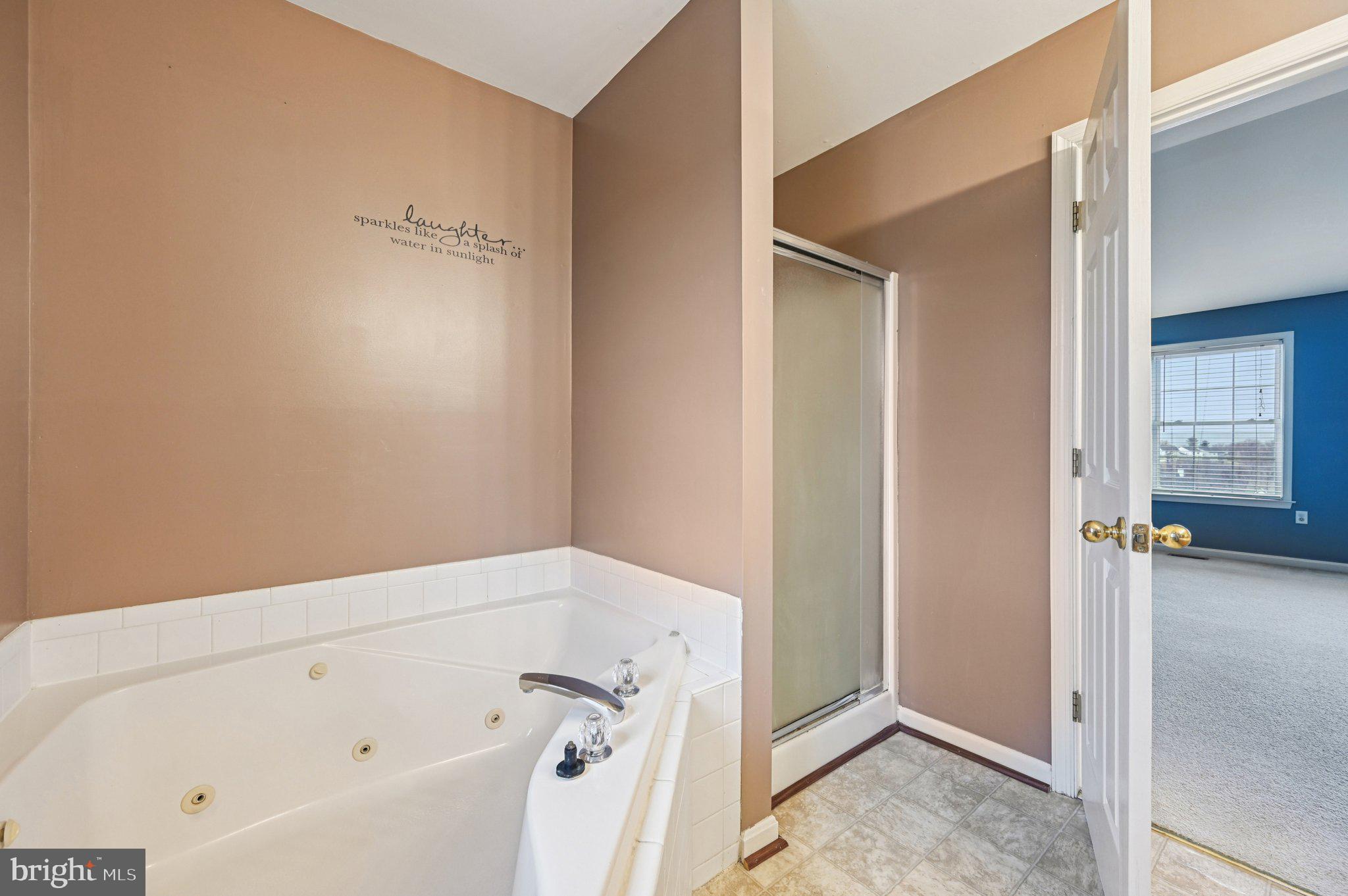 HOLLY RIDGE - Residential