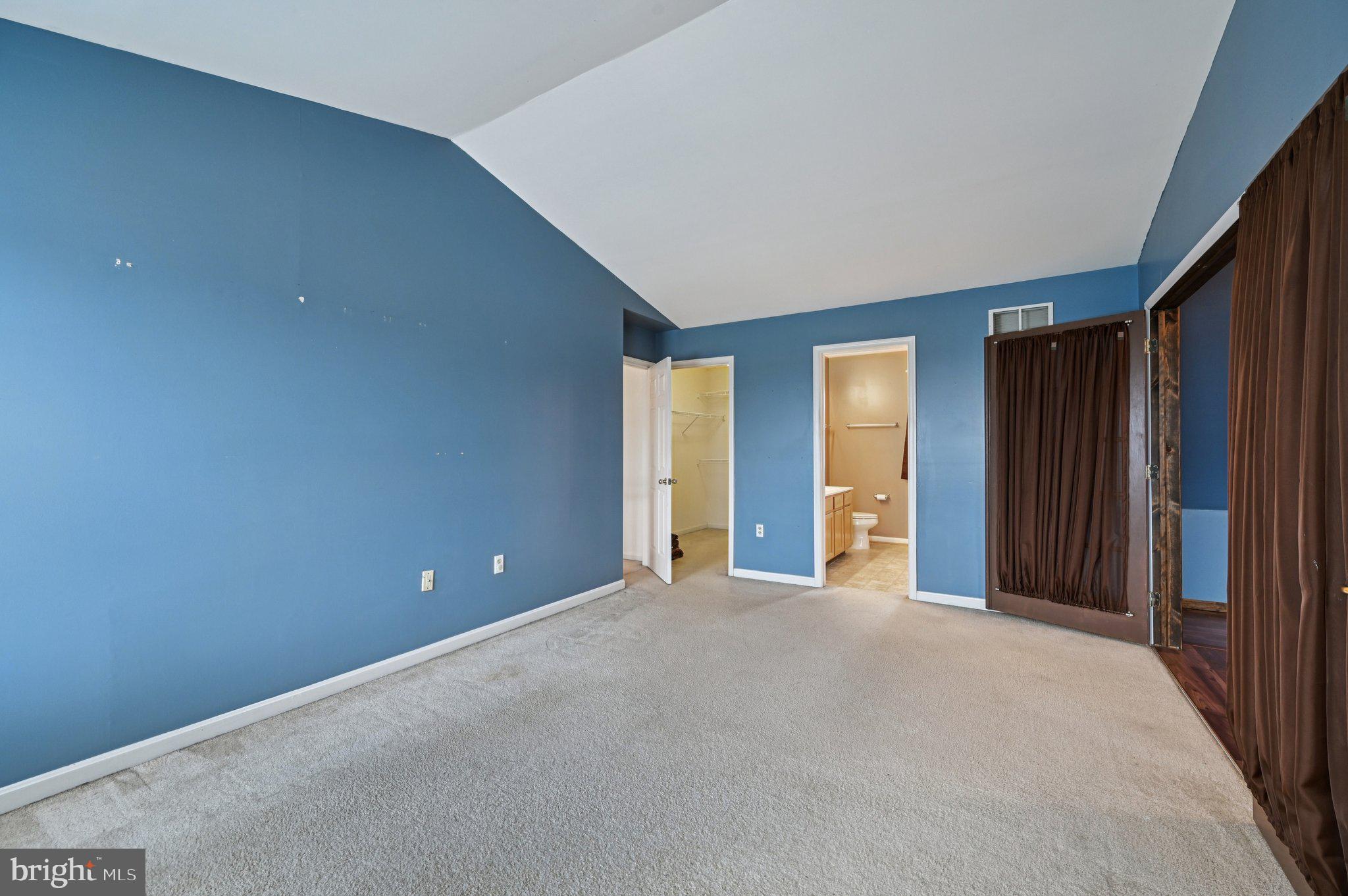 HOLLY RIDGE - Residential