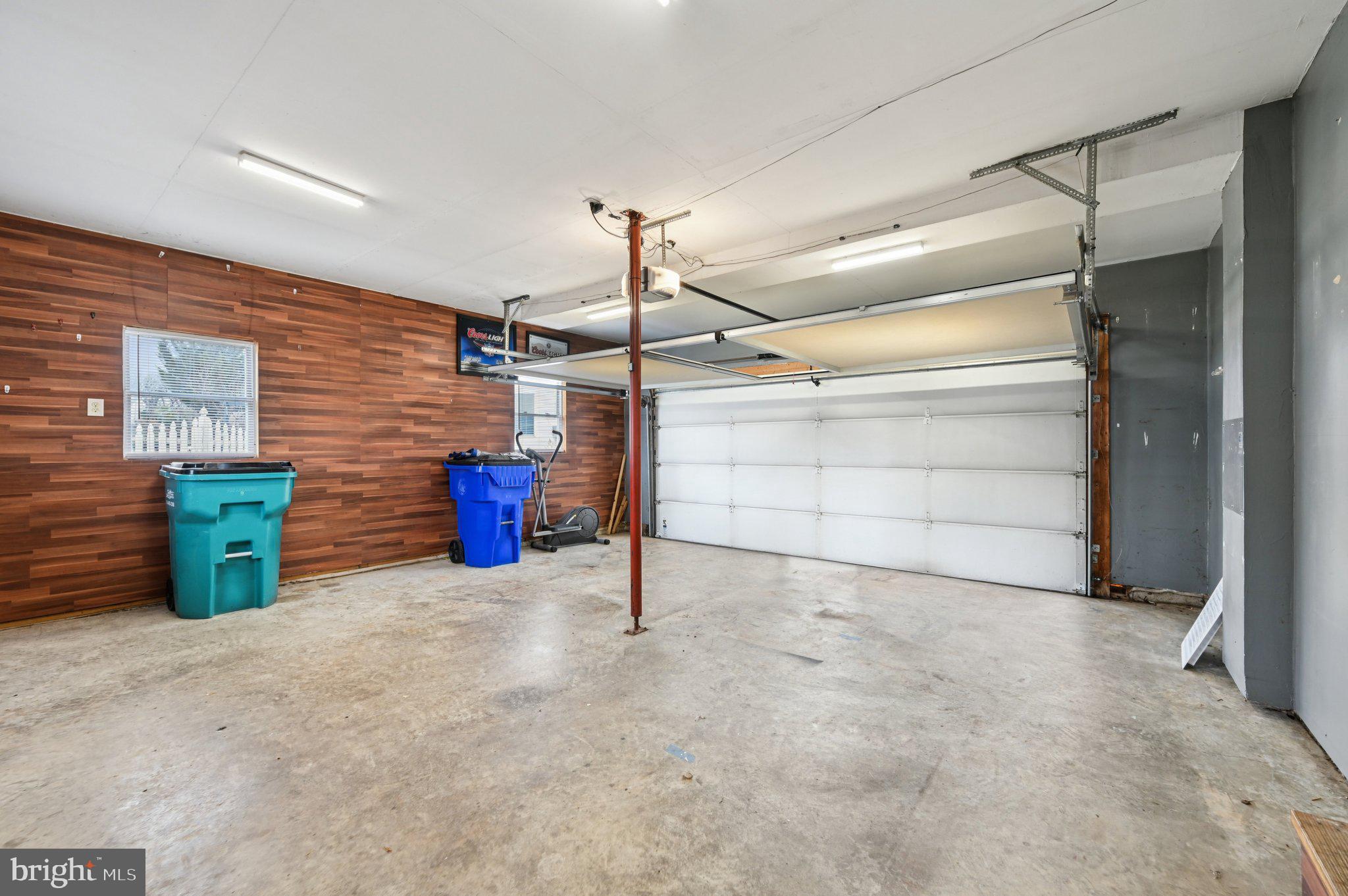 HOLLY RIDGE - Residential