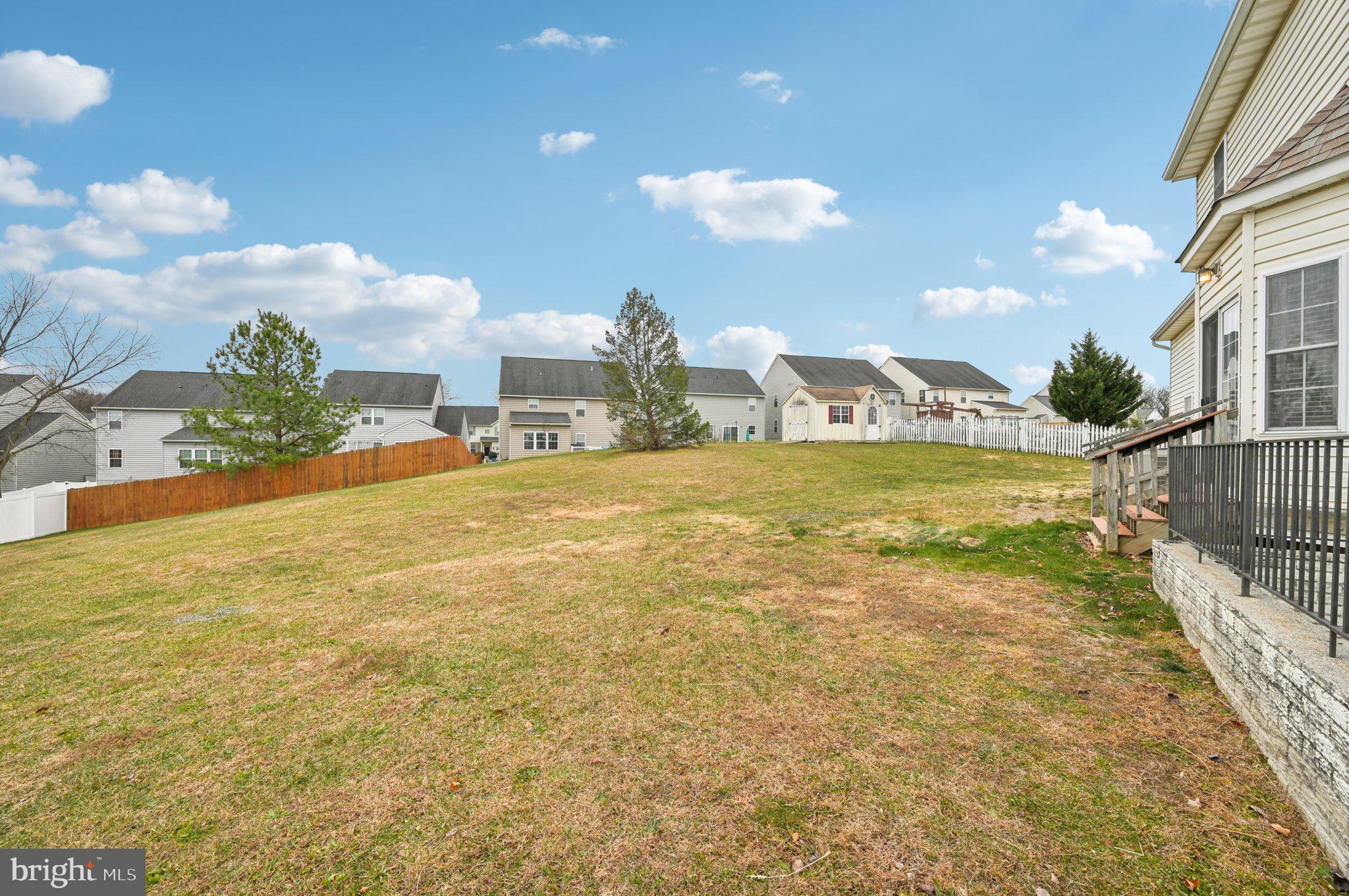 HOLLY RIDGE - Residential