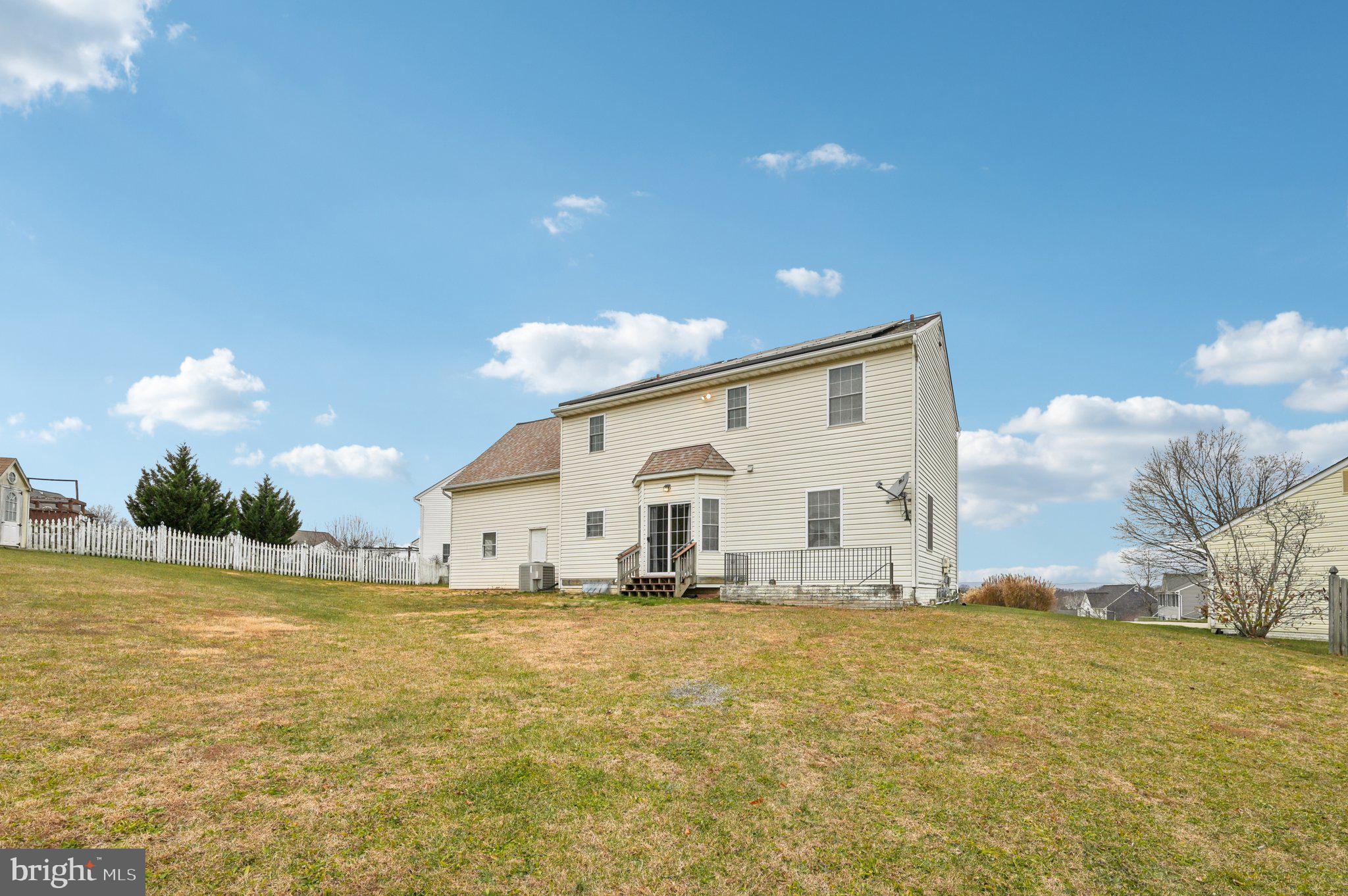 HOLLY RIDGE - Residential