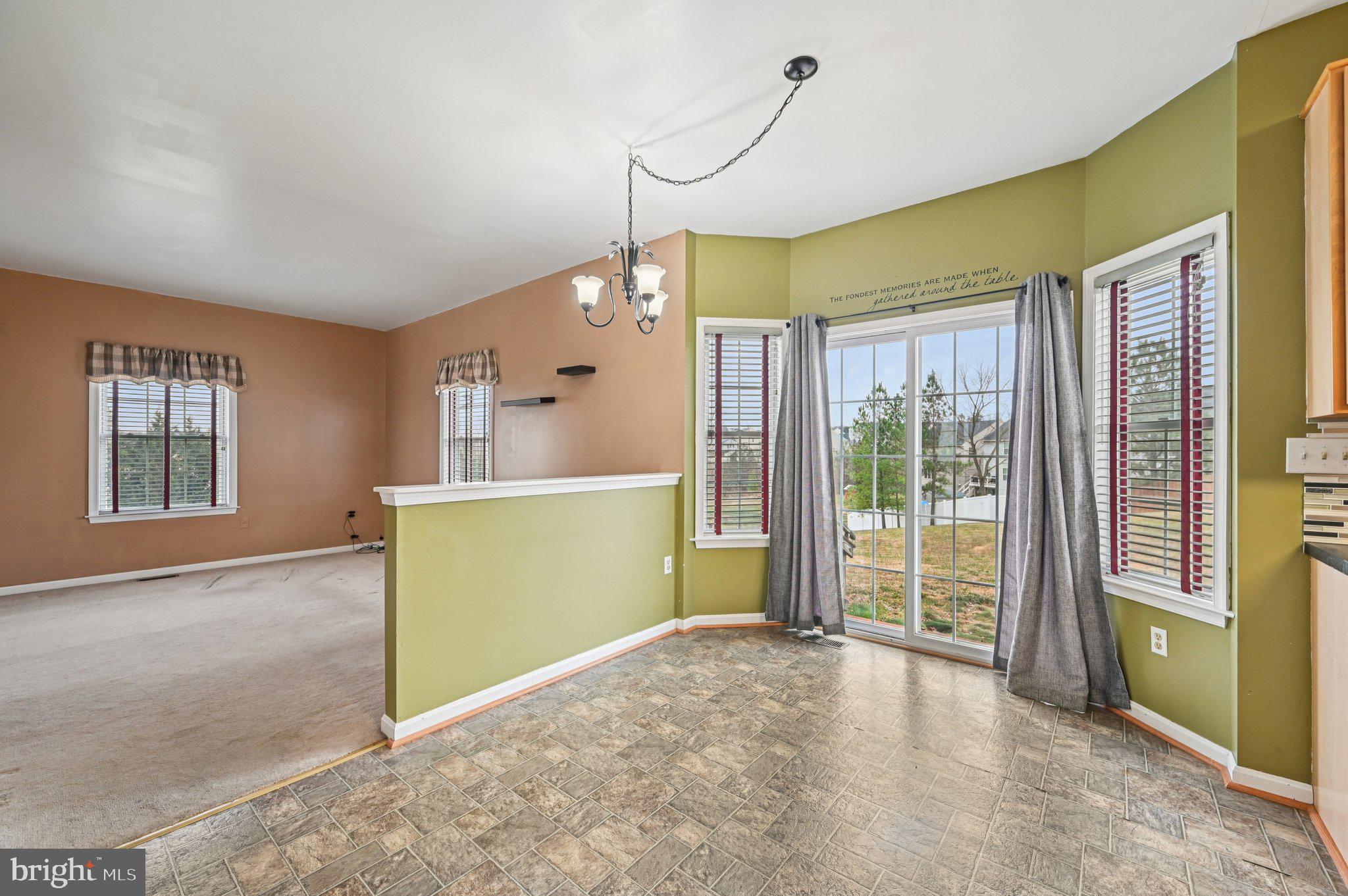 HOLLY RIDGE - Residential