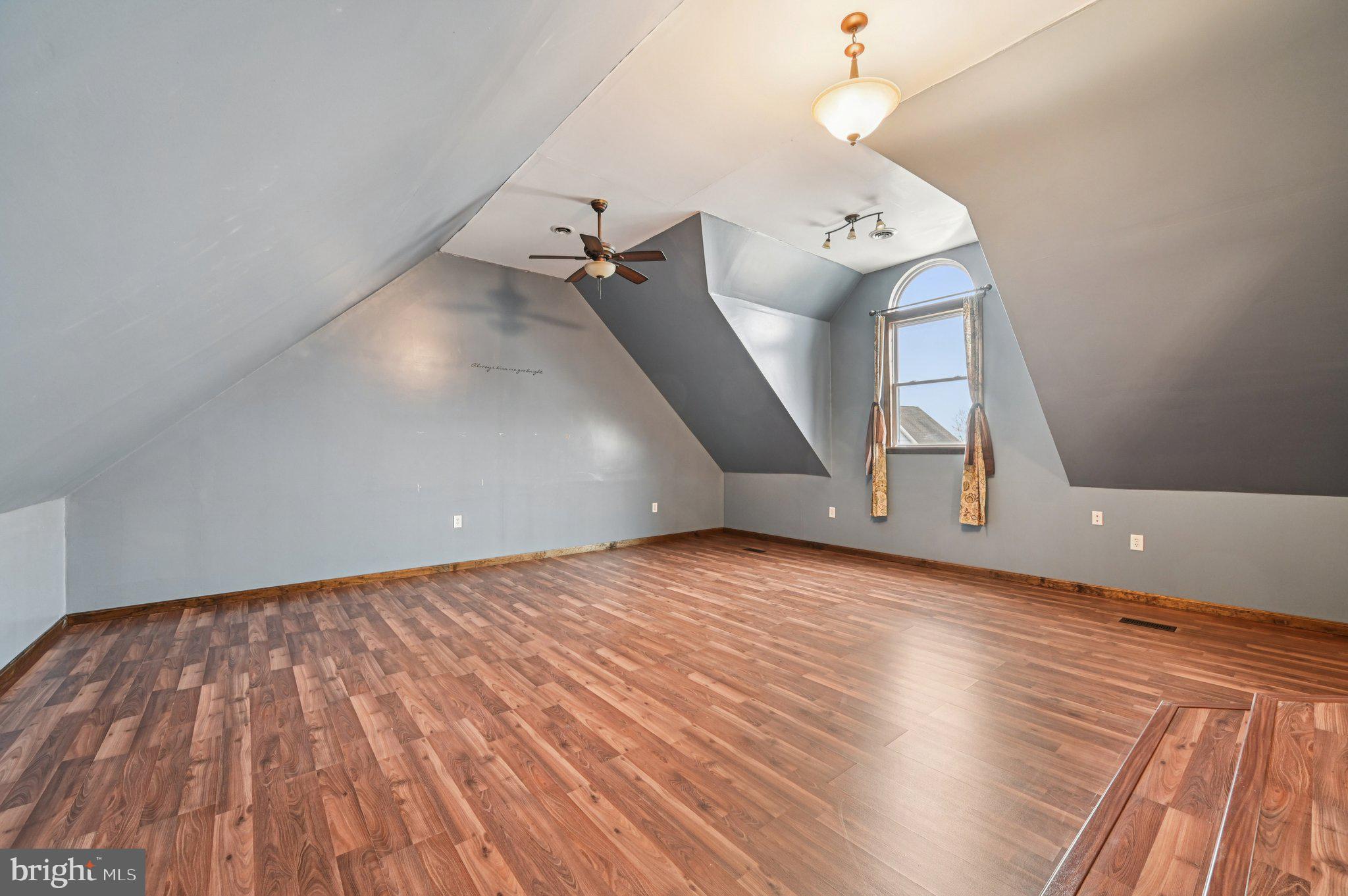 HOLLY RIDGE - Residential