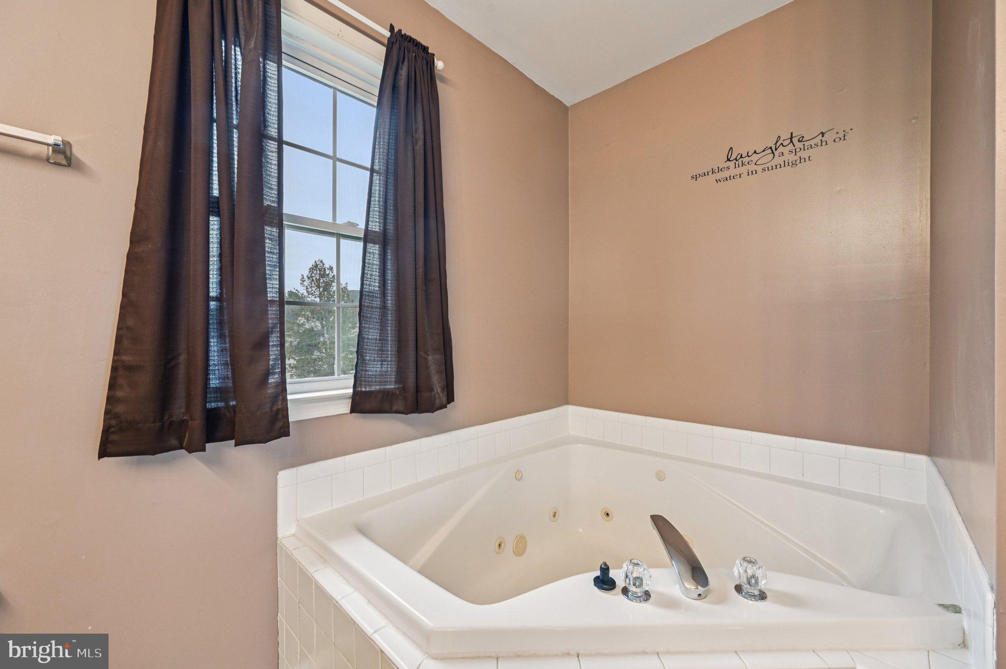 HOLLY RIDGE - Residential