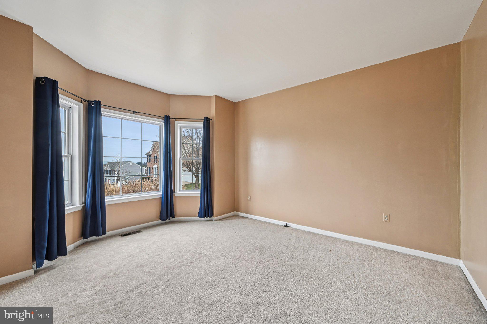 HOLLY RIDGE - Residential