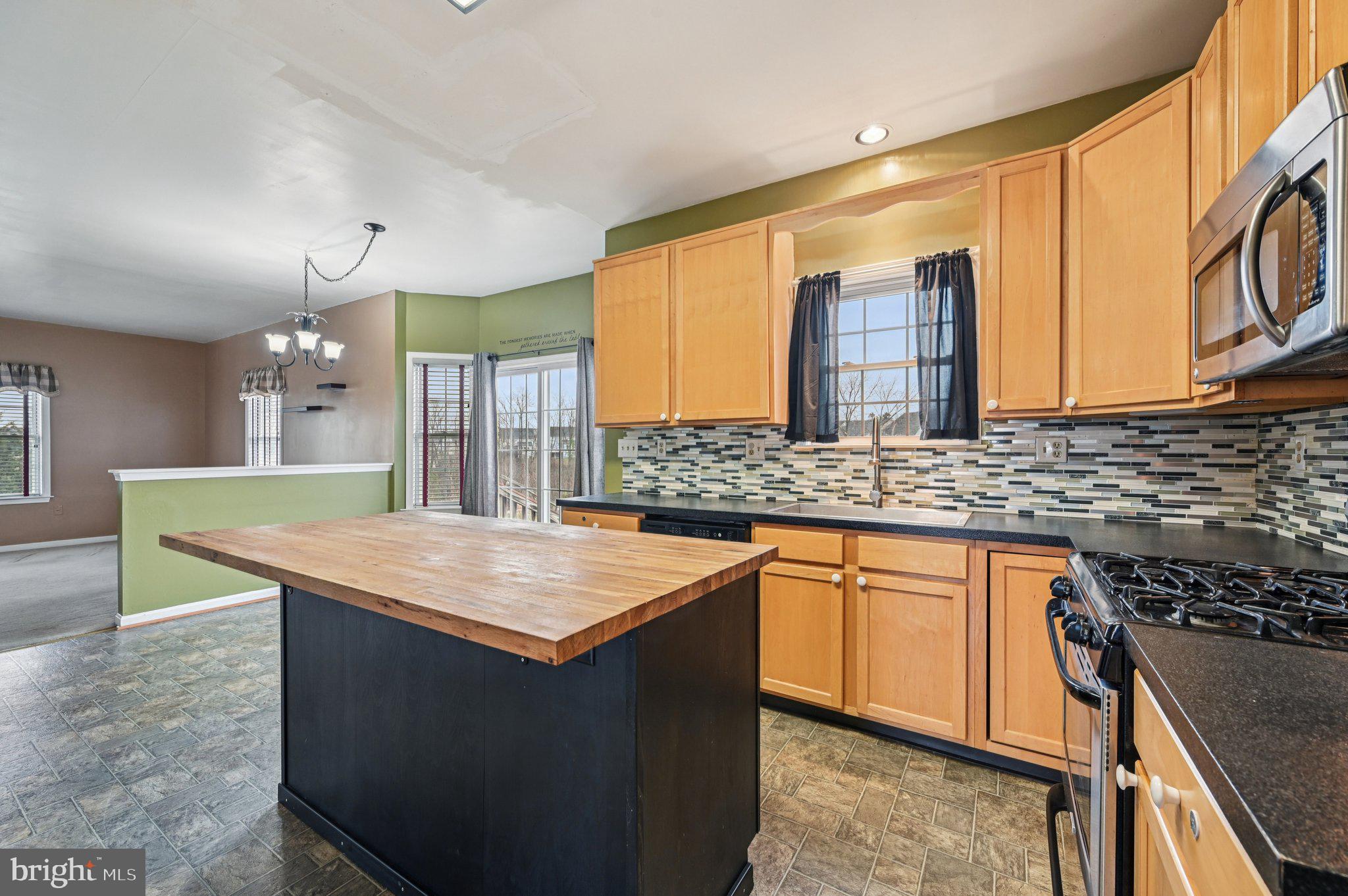 HOLLY RIDGE - Residential