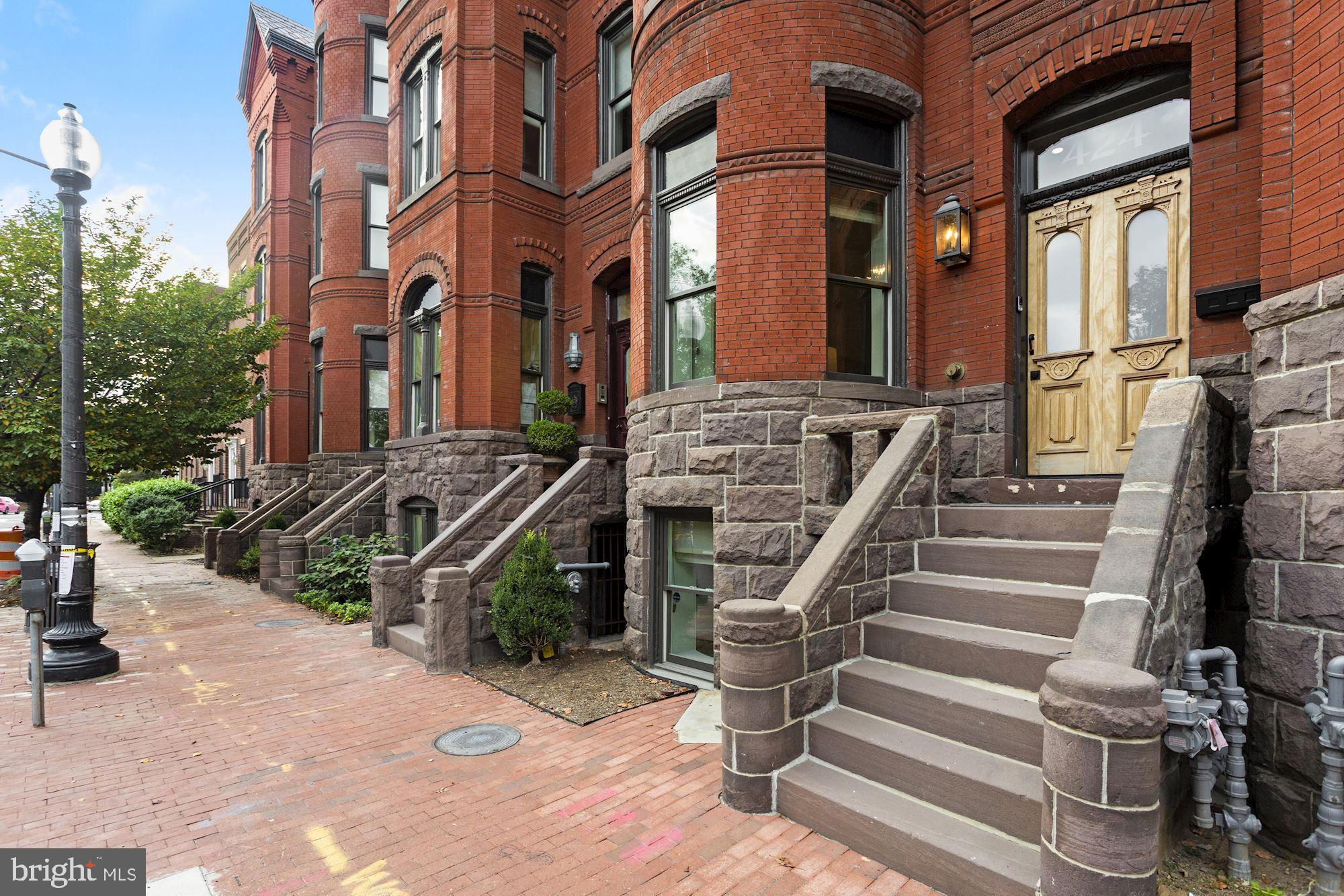 CAPITOL HILL - Residential