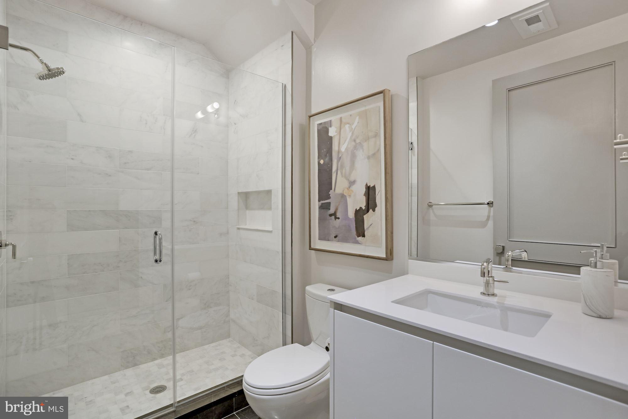 CAPITOL HILL - Residential