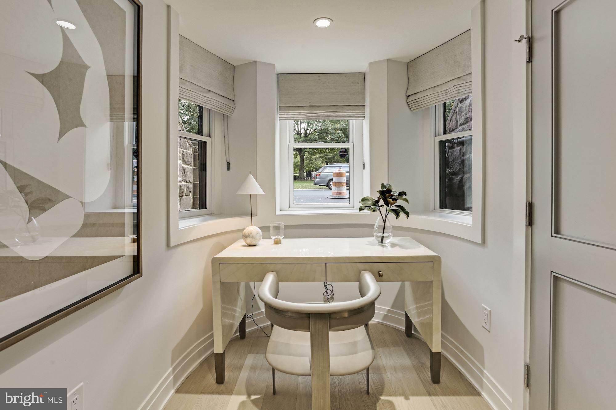 CAPITOL HILL - Residential