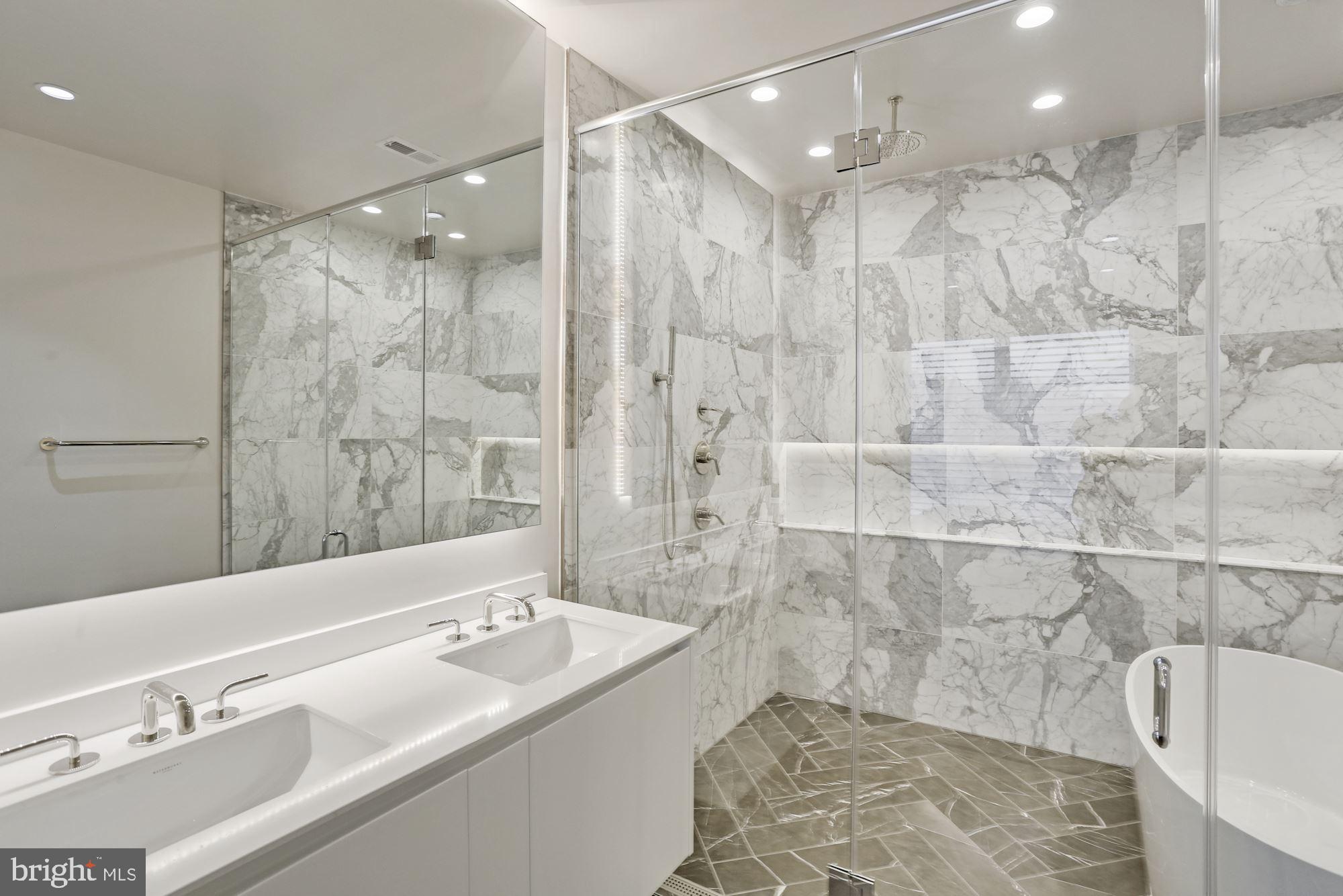 CAPITOL HILL - Residential
