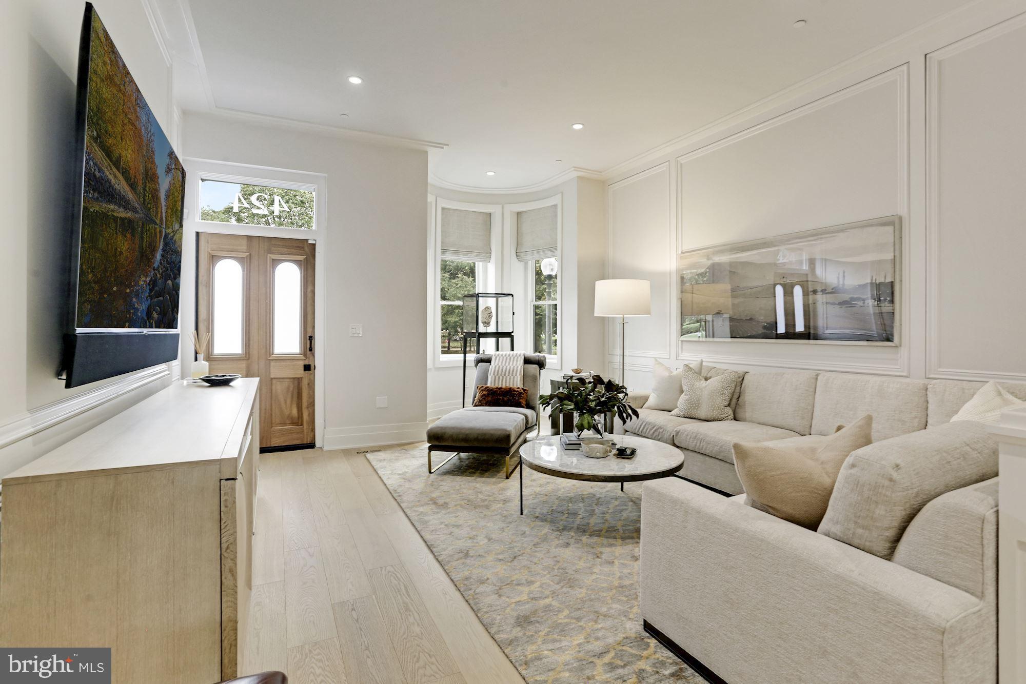 CAPITOL HILL - Residential