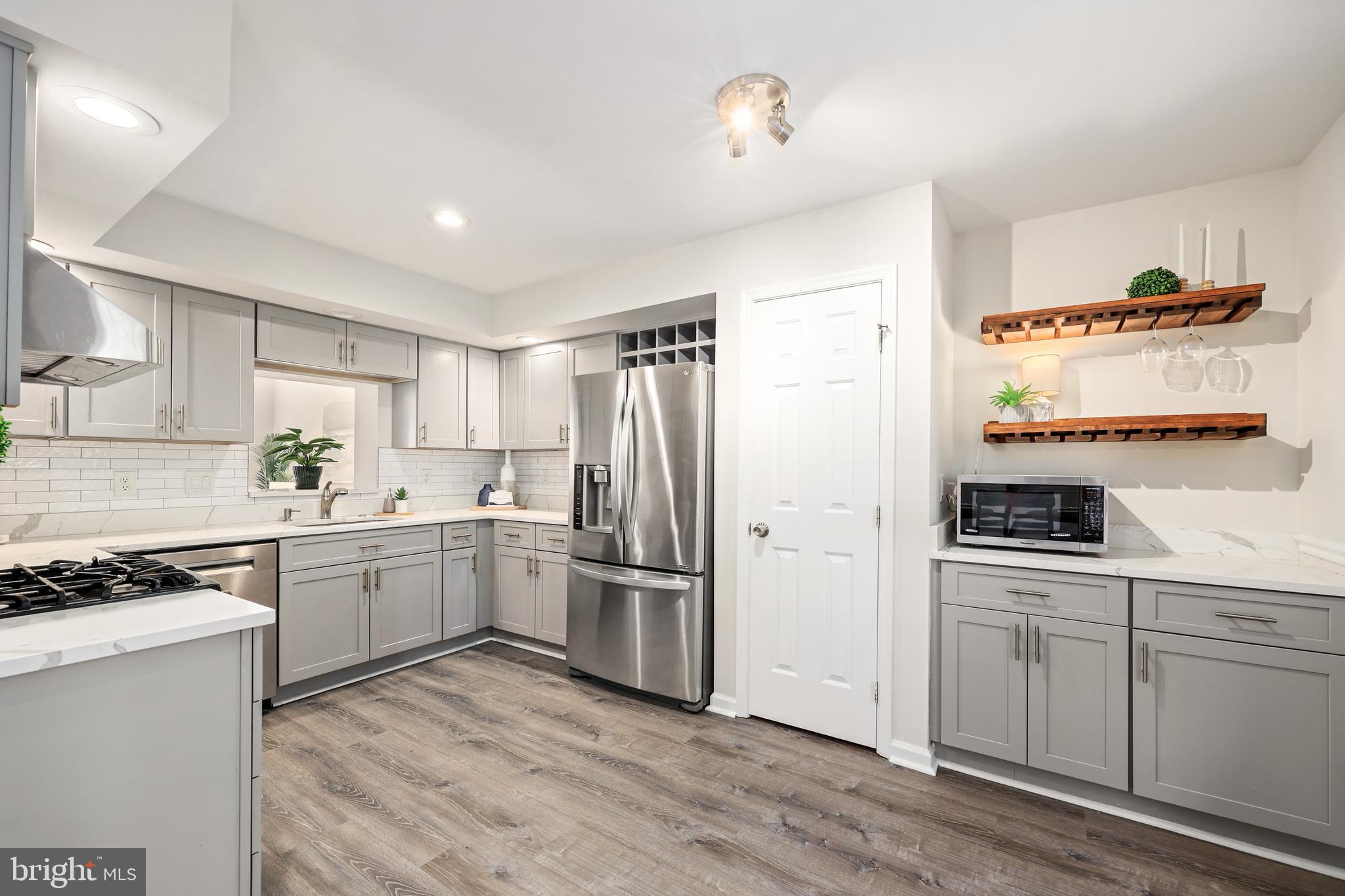 CENTRE RIDGE - Residential