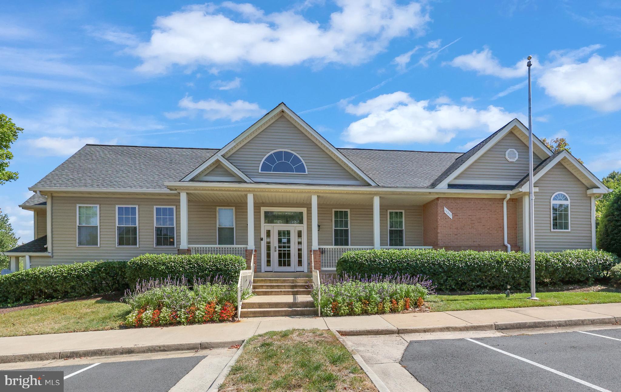 CENTRE RIDGE - Residential