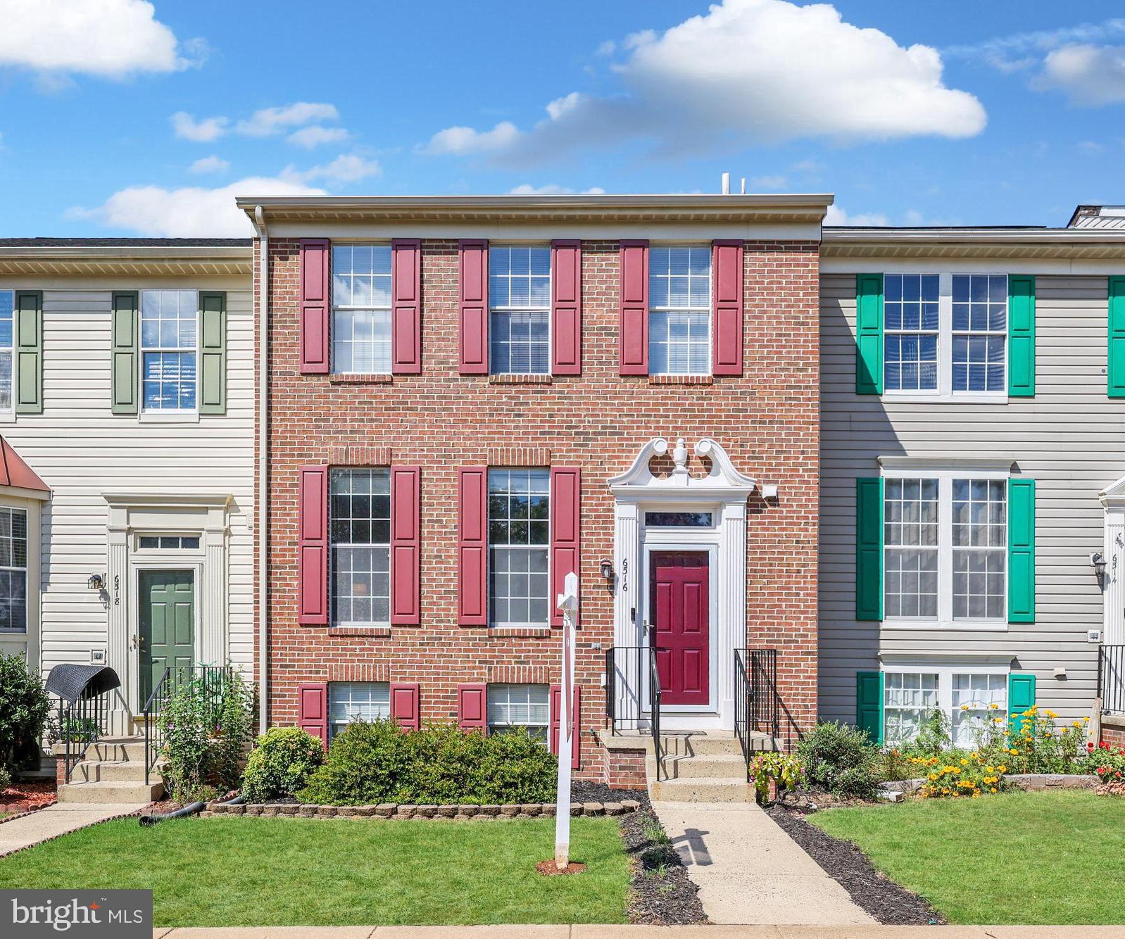 CENTRE RIDGE - Residential