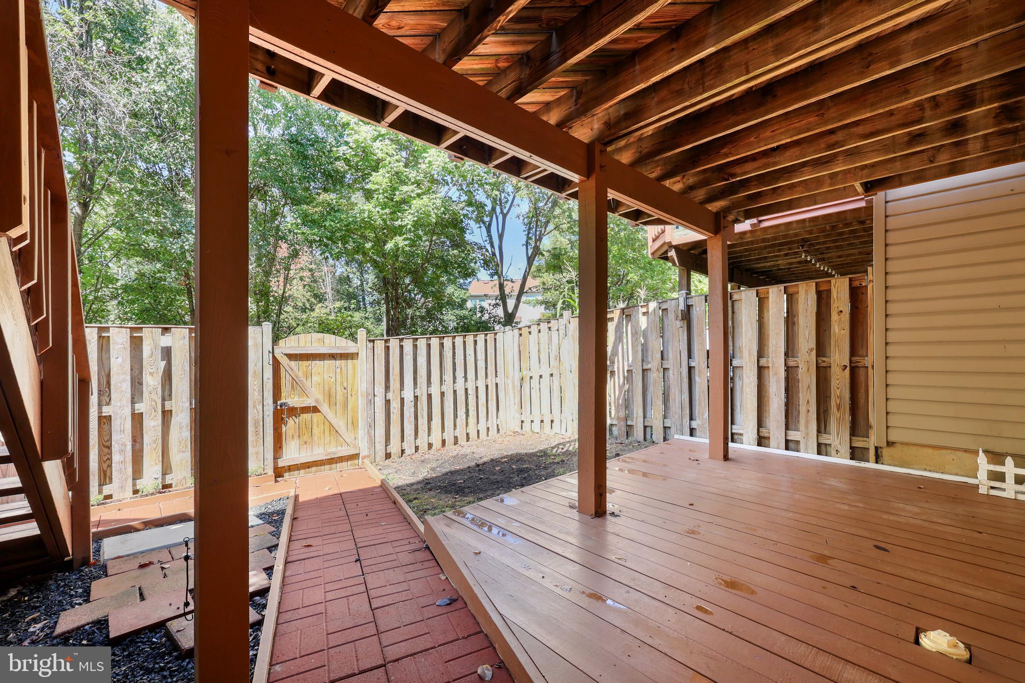 CENTRE RIDGE - Residential