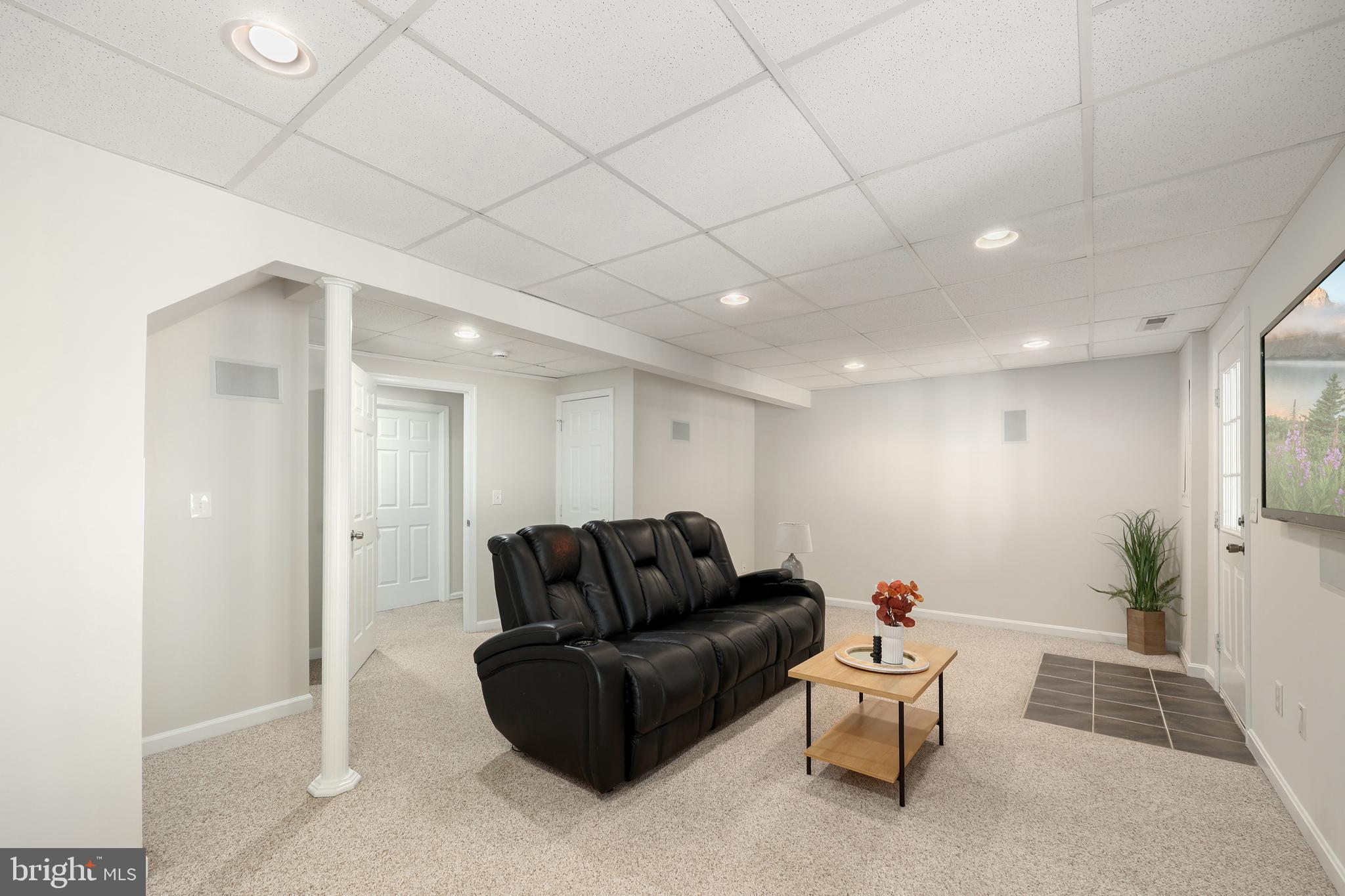 CENTRE RIDGE - Residential