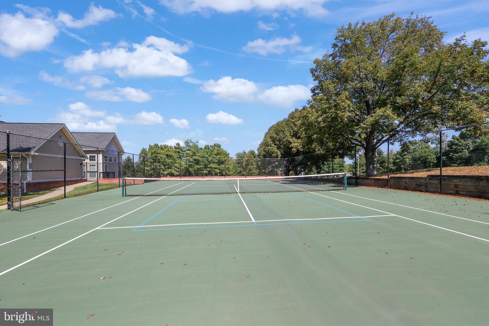 CENTRE RIDGE - Residential