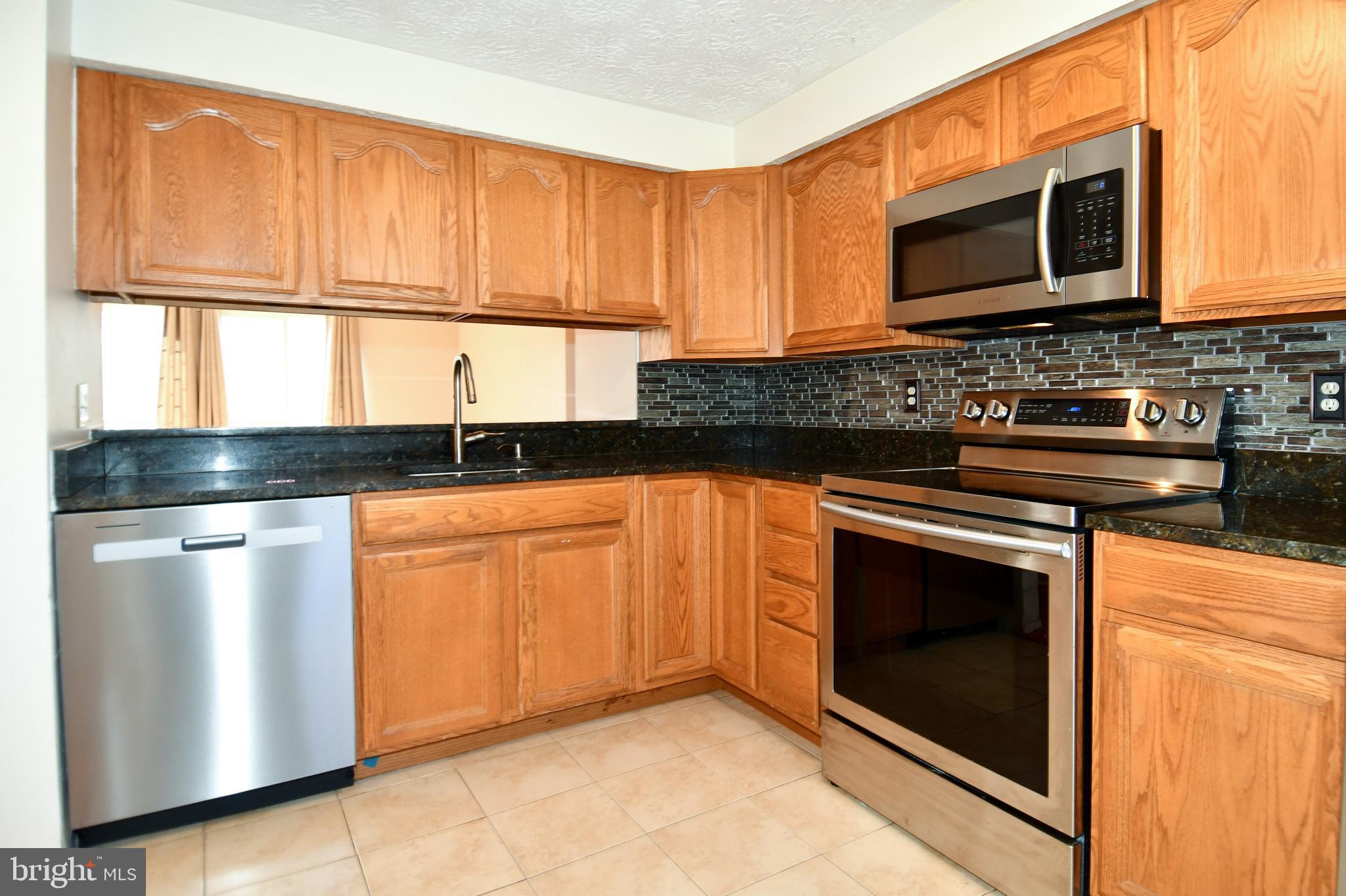 NEWINGTON FOREST - Residential Lease