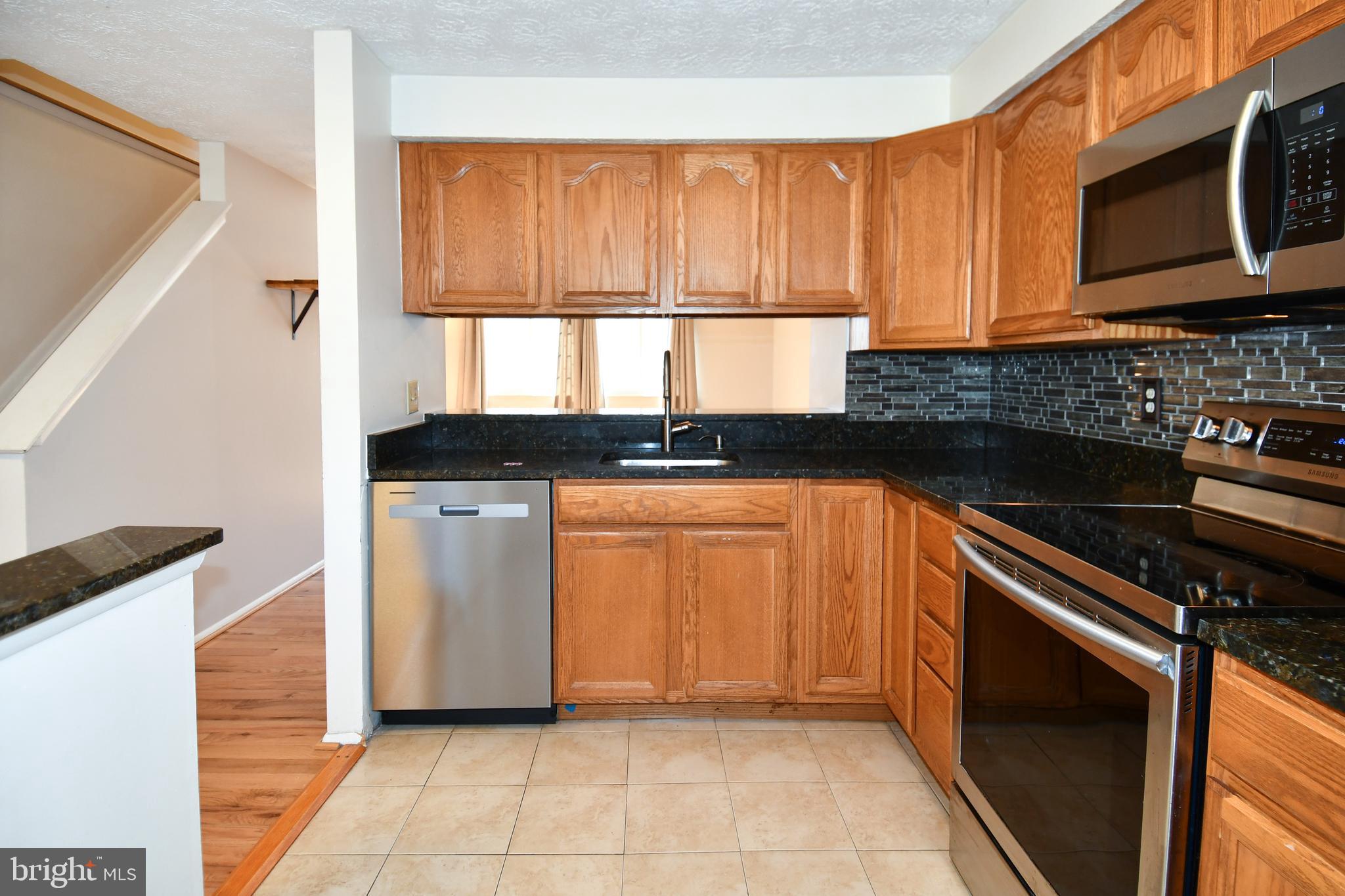 NEWINGTON FOREST - Residential Lease