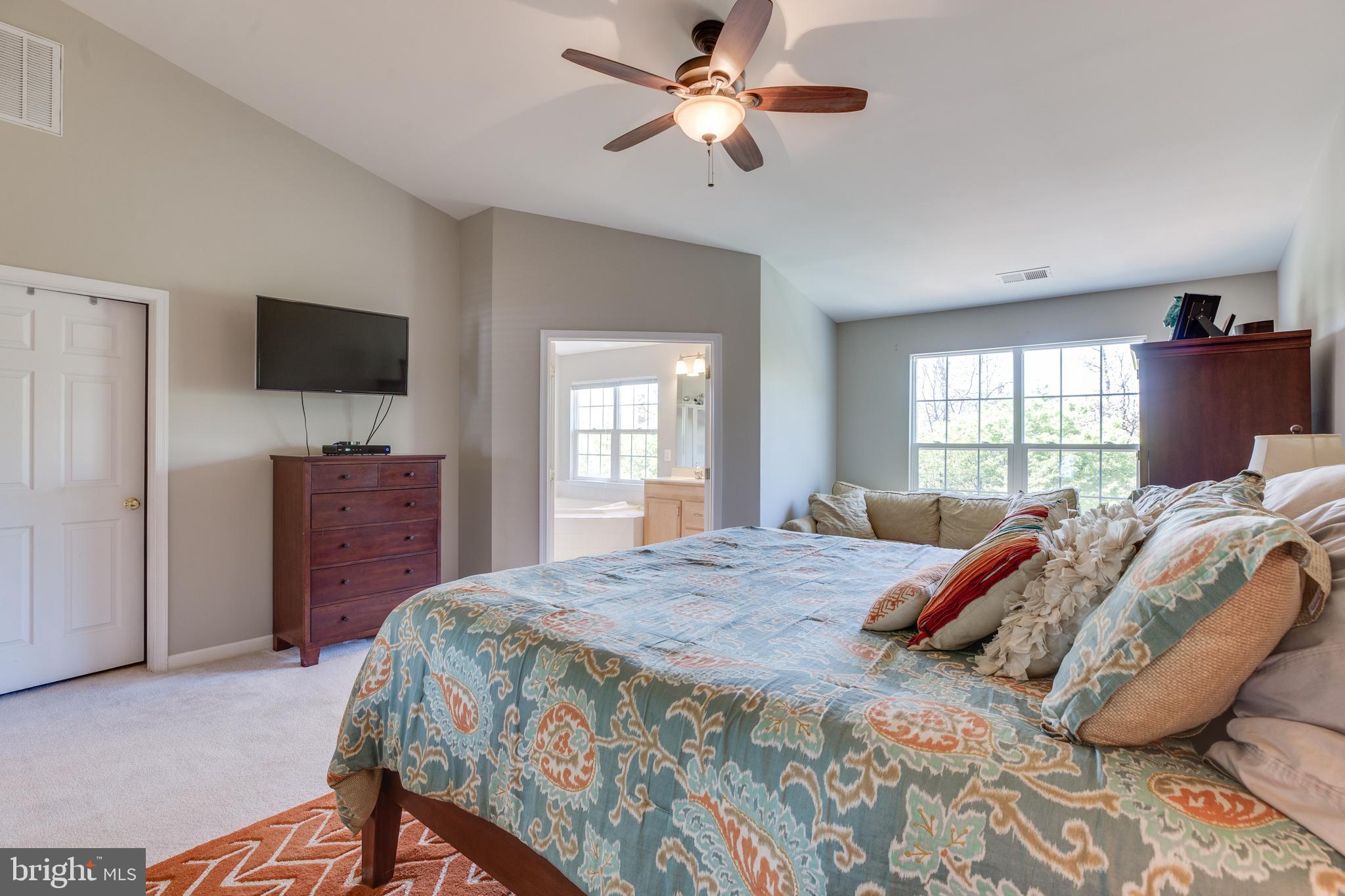 BELMONT LAND BAY - Residential Lease