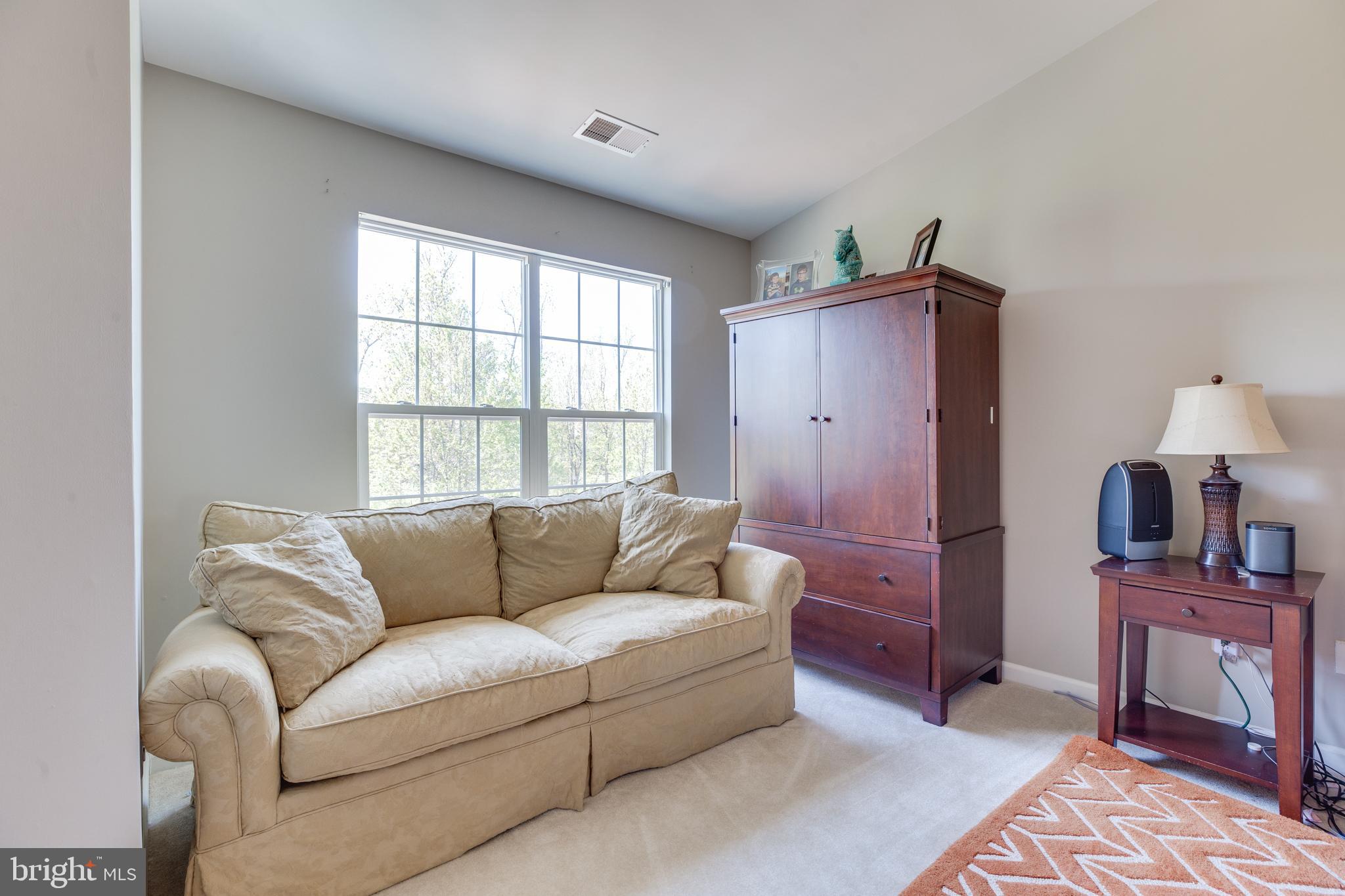 BELMONT LAND BAY - Residential Lease