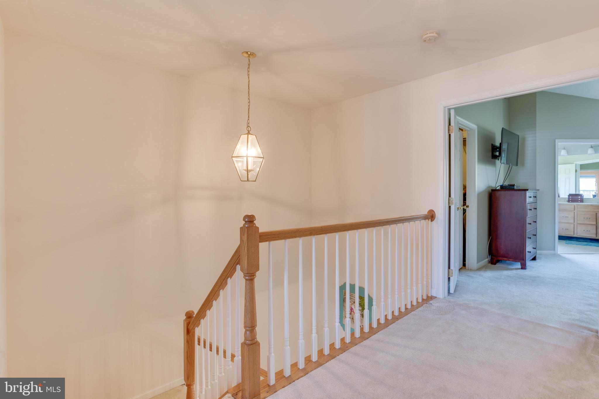 BELMONT LAND BAY - Residential Lease