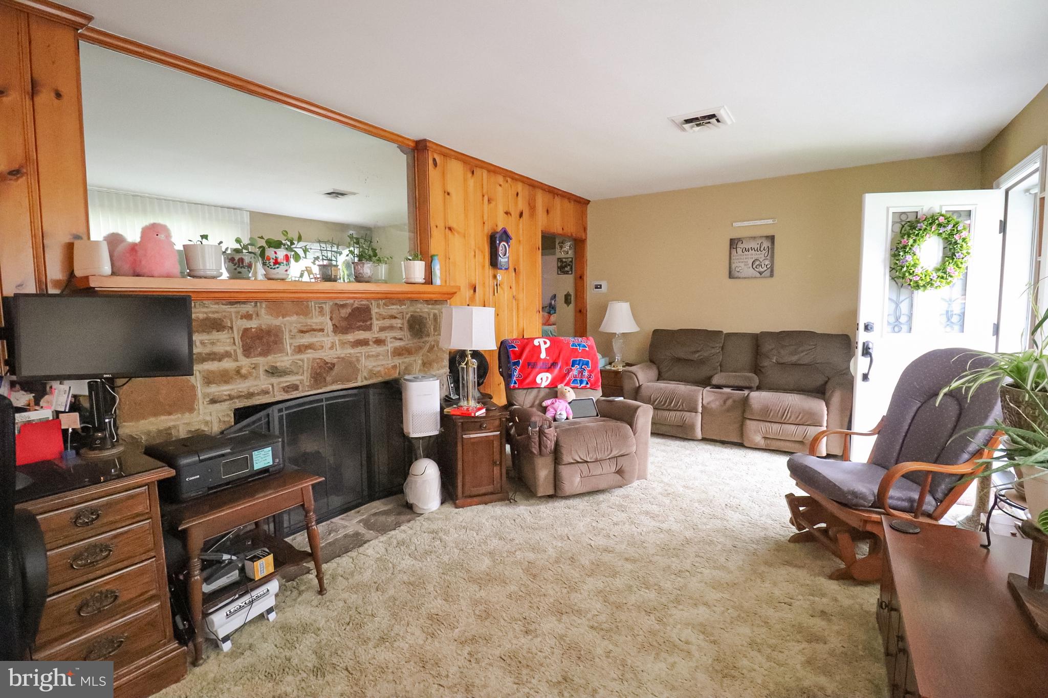 3 OAKNOLL ROAD