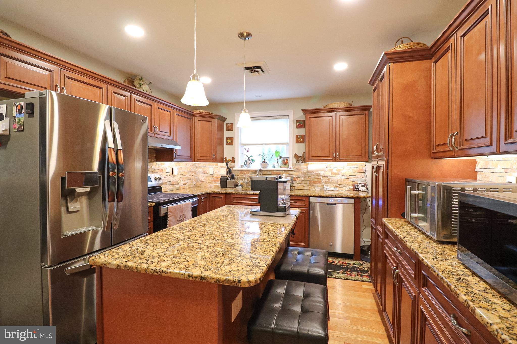 3 OAKNOLL ROAD