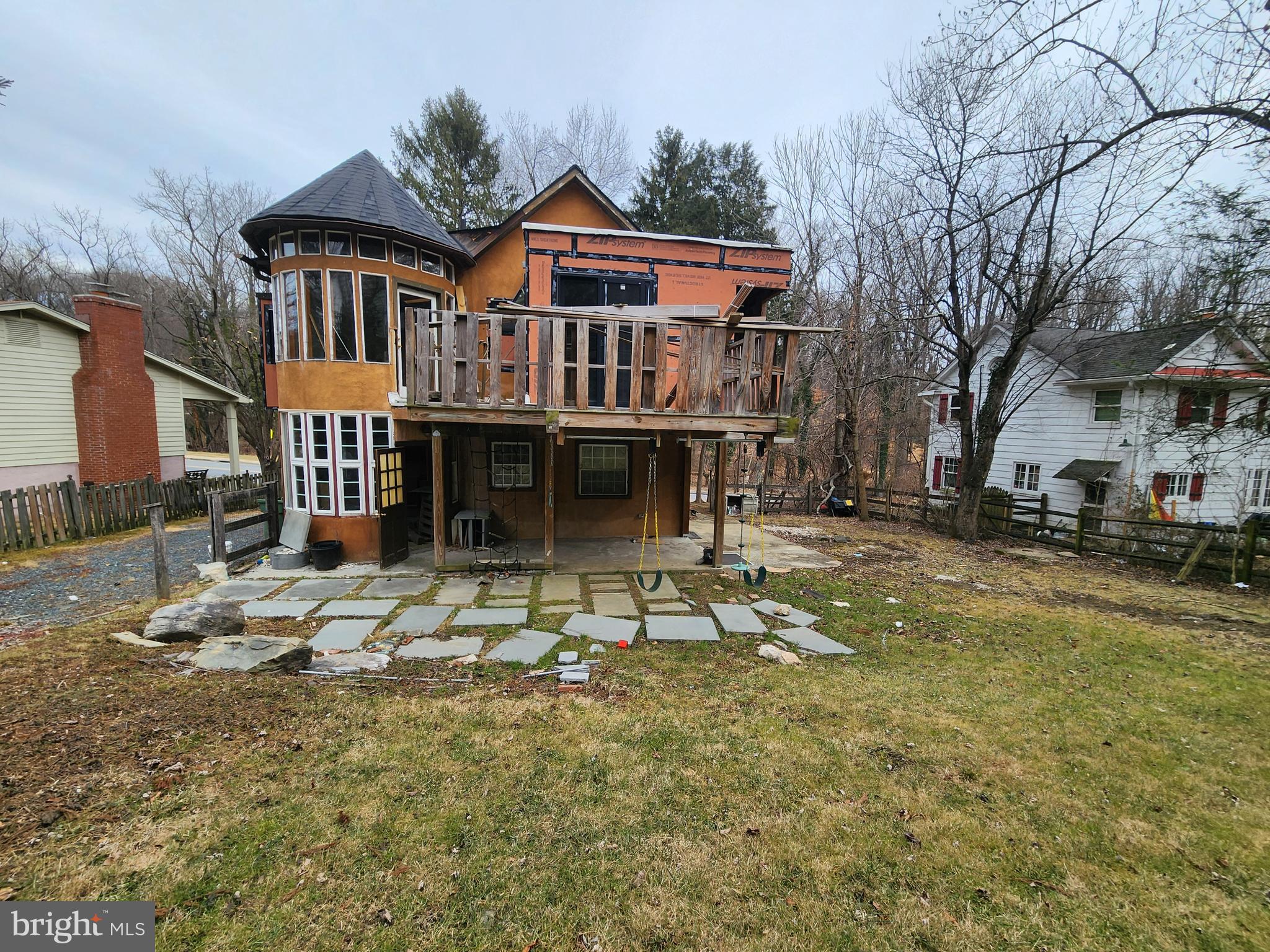 MOUNT WASHINGTON - Residential