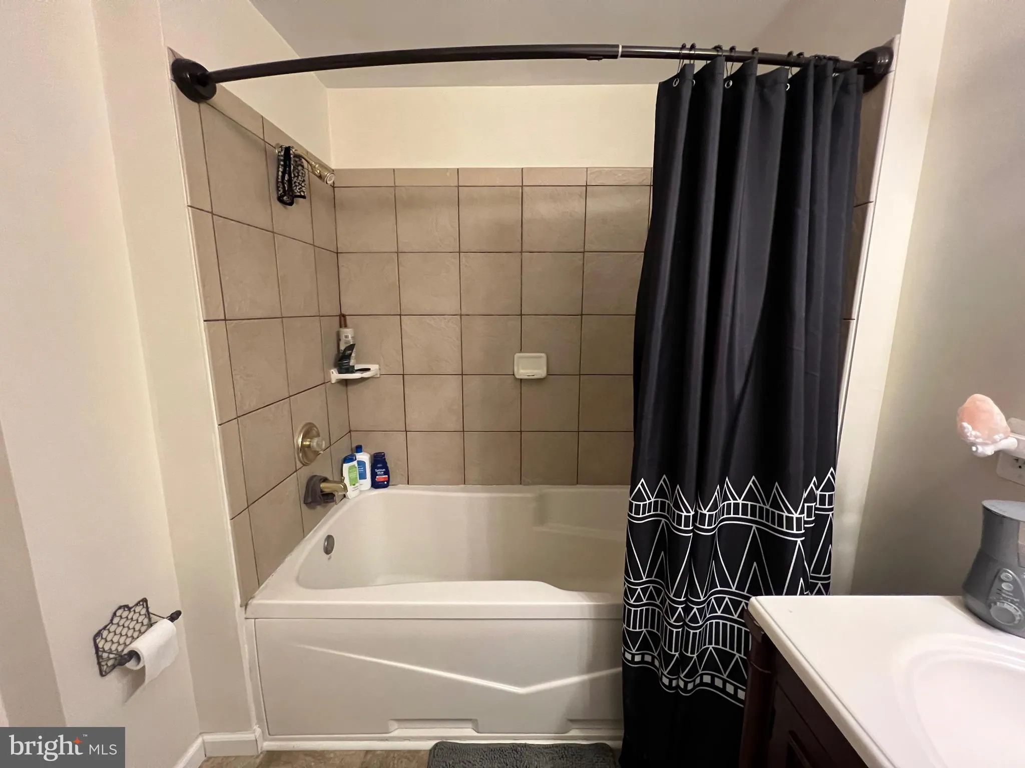 Pennsville, New Jersey 08070, United States, 3 Bedrooms Bedrooms, ,2 BathroomsBathrooms,Residential,Coming Soon,94518