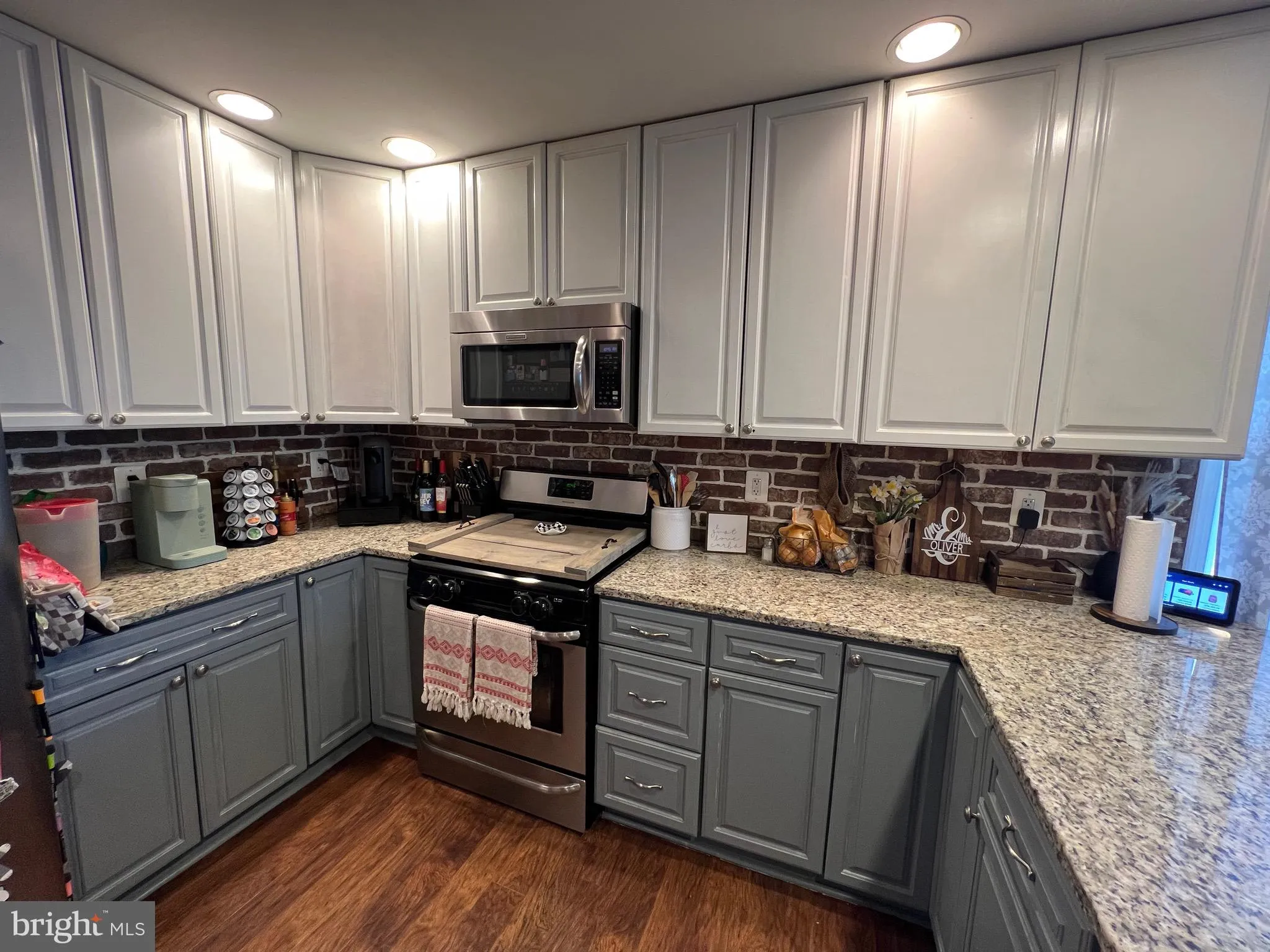 Pennsville, New Jersey 08070, United States, 3 Bedrooms Bedrooms, ,2 BathroomsBathrooms,Residential,Coming Soon,94518