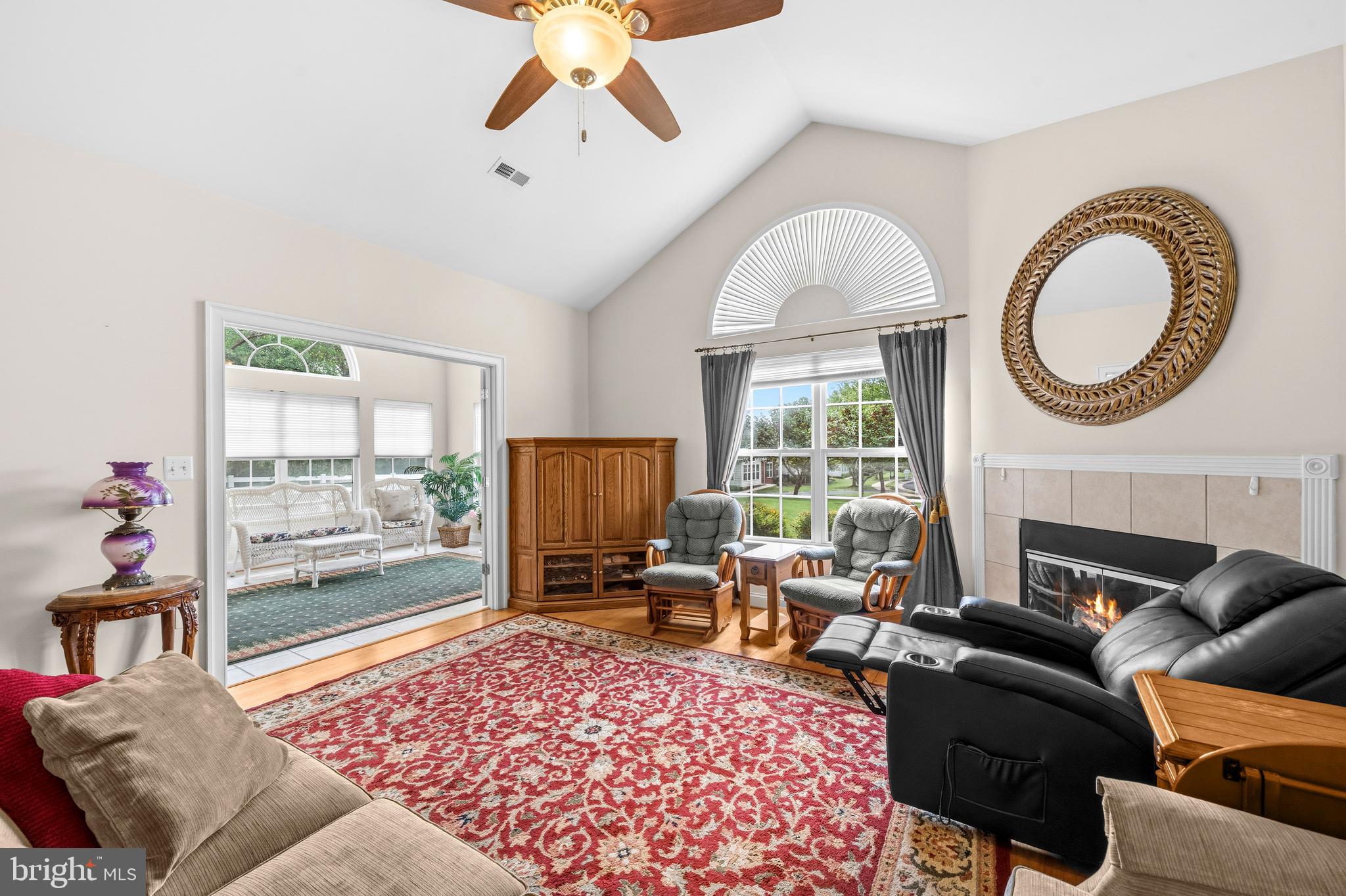 6233 AUTUMN LEAF DRIVE