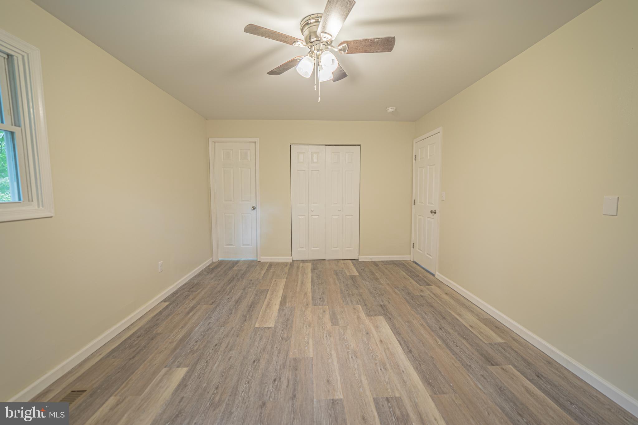 SHADY ACRES - Residential